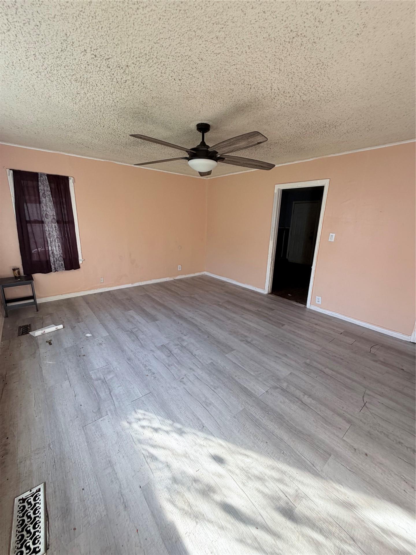 3955 E Admiral Court Tulsa OK 74115