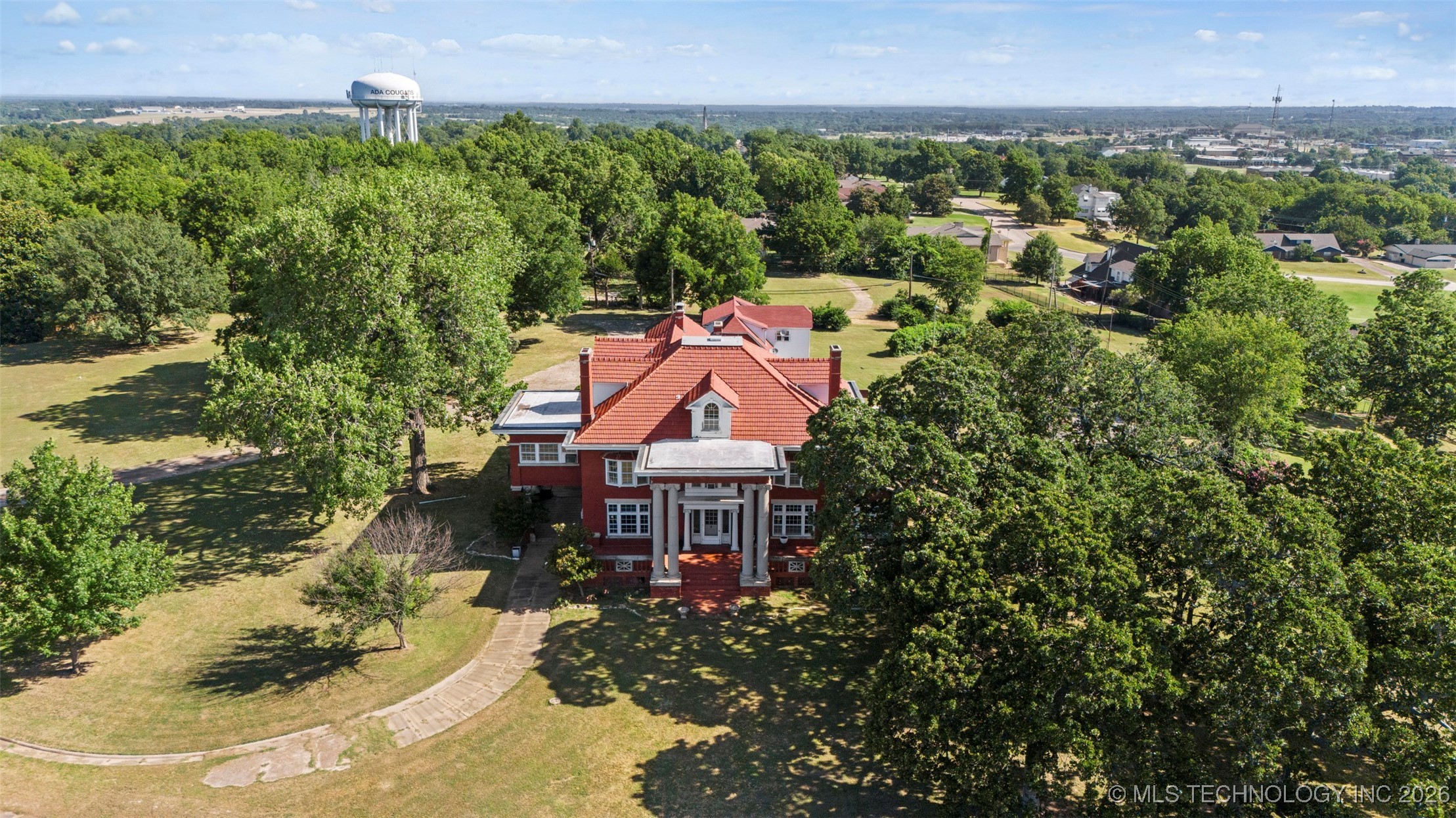 1312 E 9th Ada OK 74820