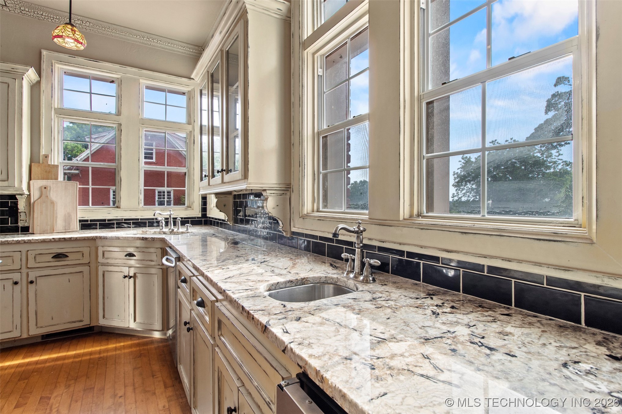 1312 E 9th Ada OK 74820