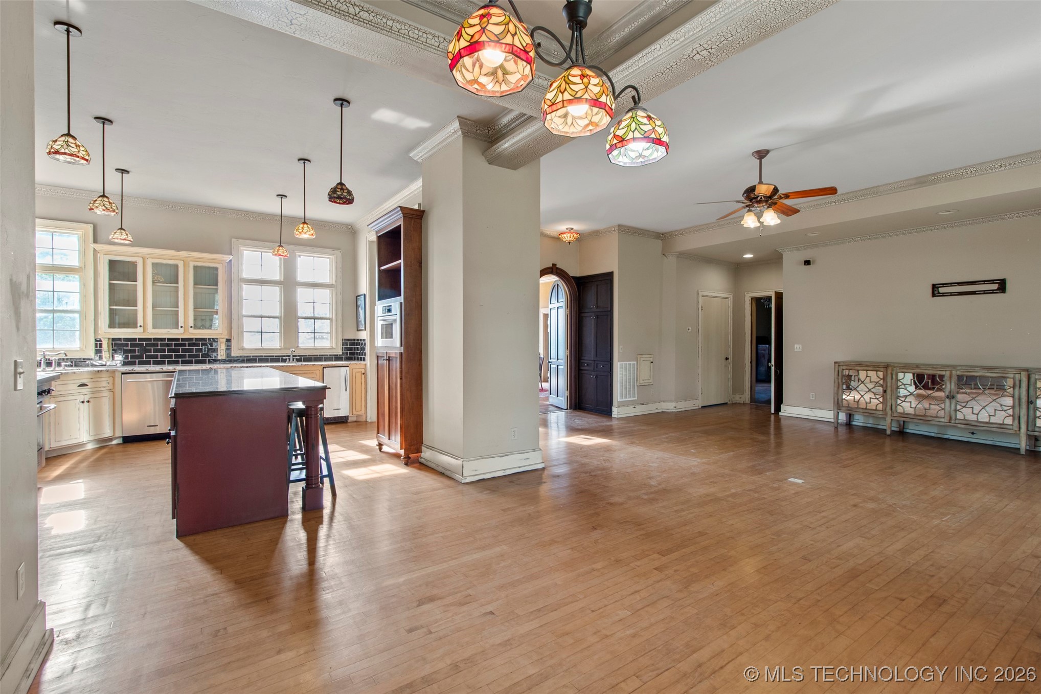 1312 E 9th Ada OK 74820