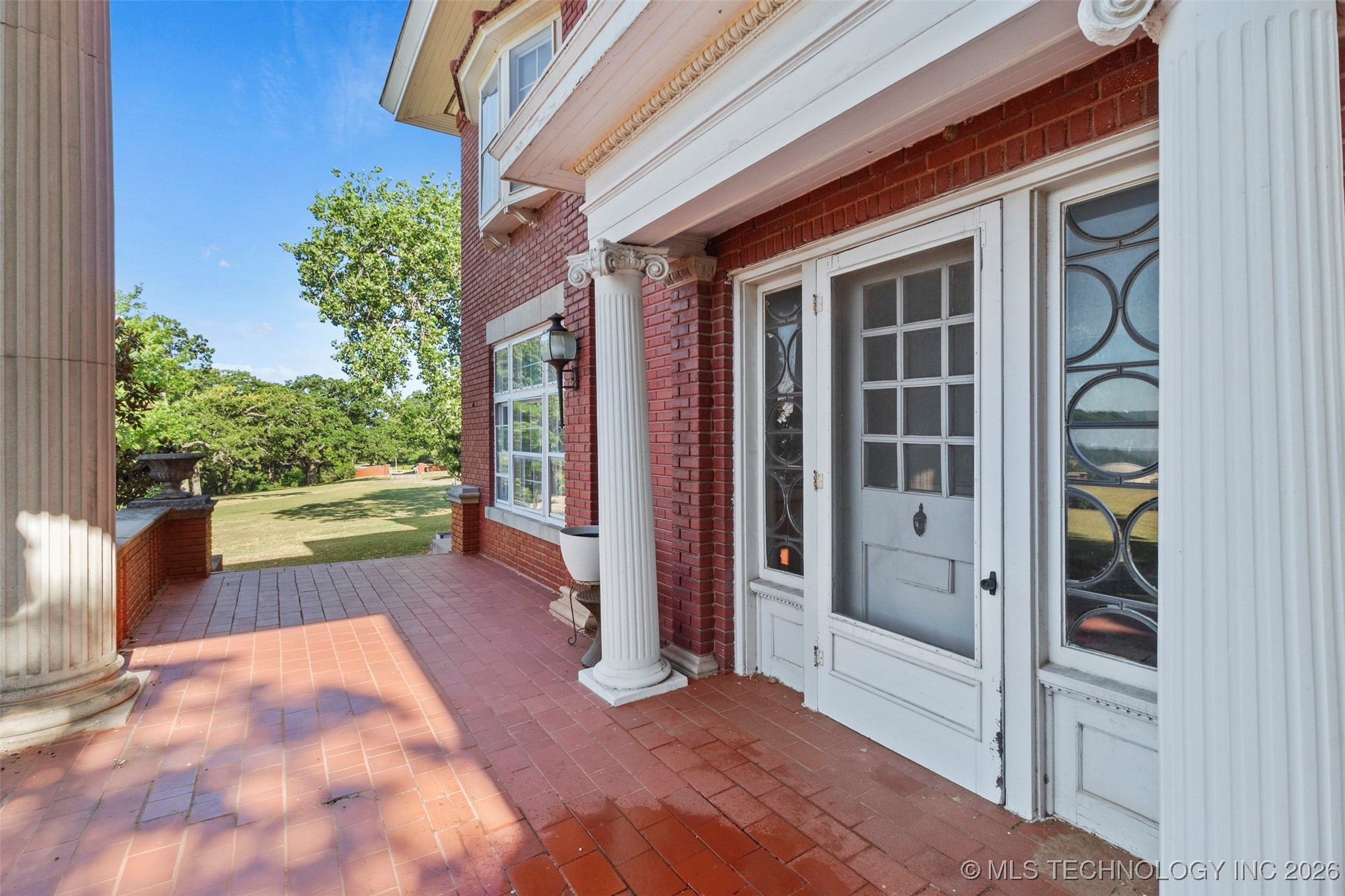 1312 E 9th Ada OK 74820