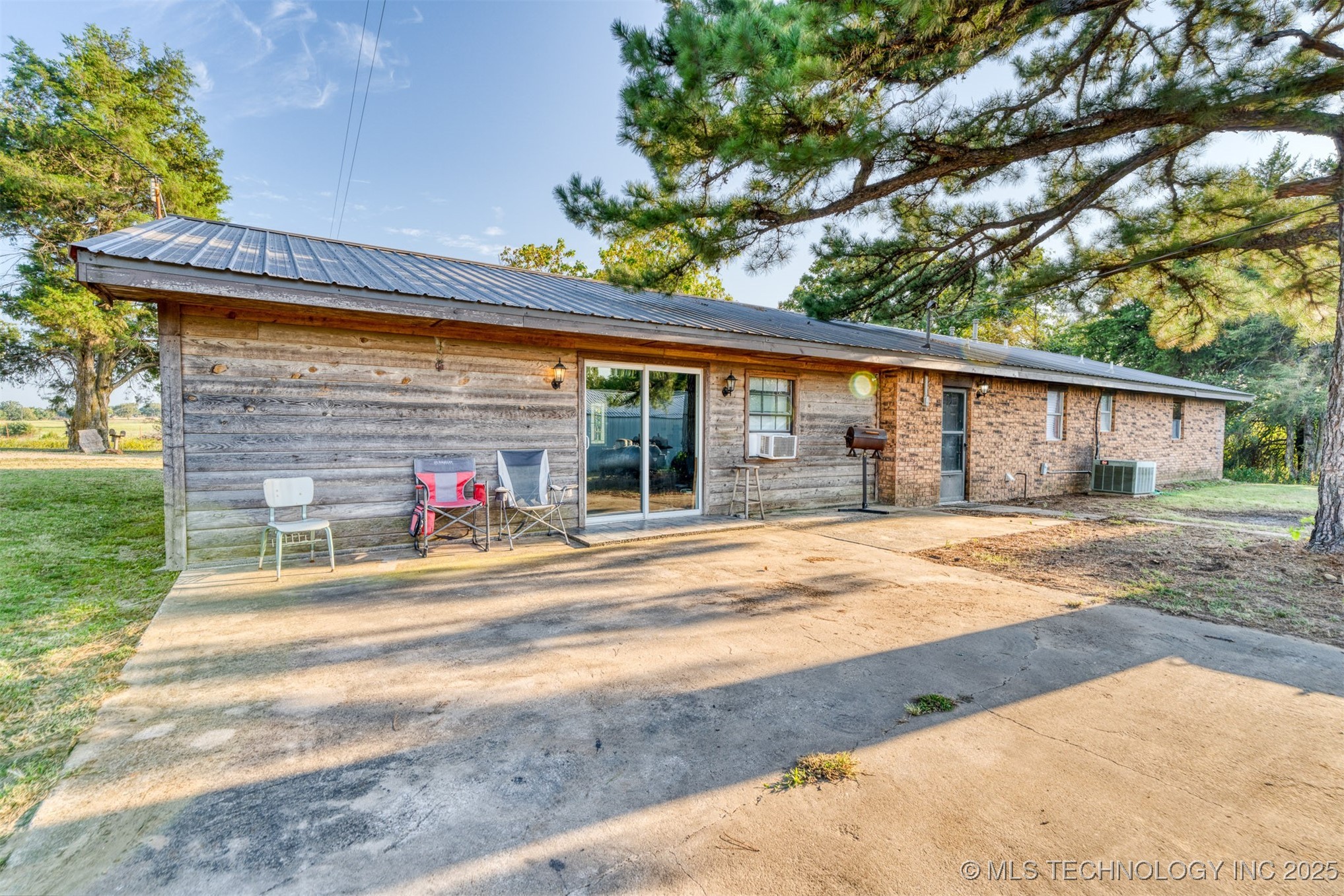 8248 E 122nd Road Wetumka OK 74883