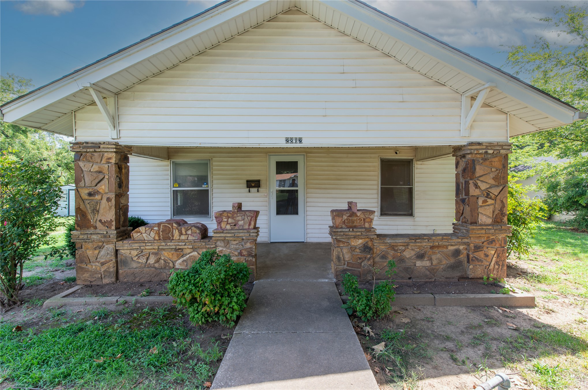 2812 W 37th Place Tulsa OK 74107