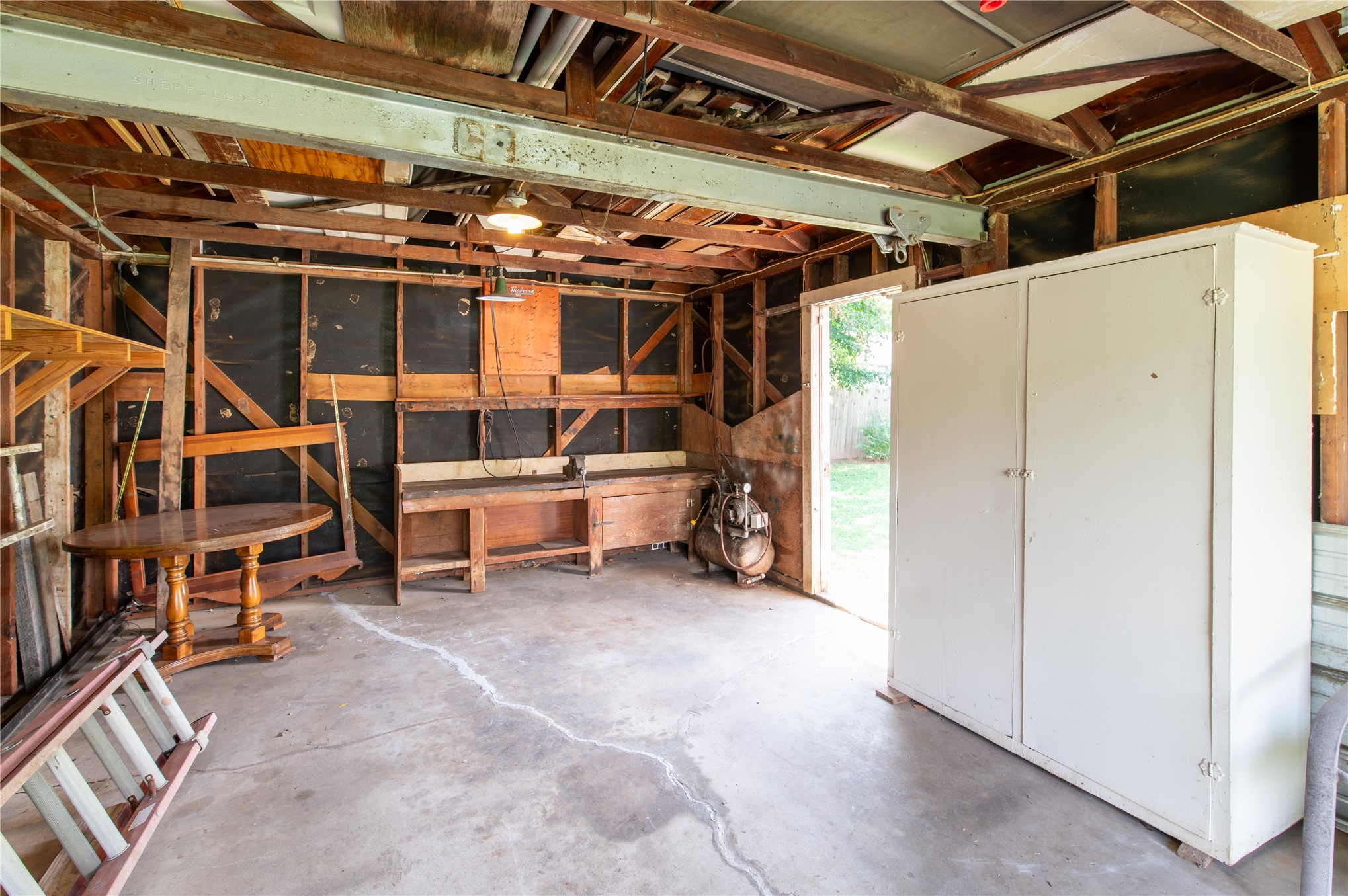 2812 W 37th Place Tulsa OK 74107