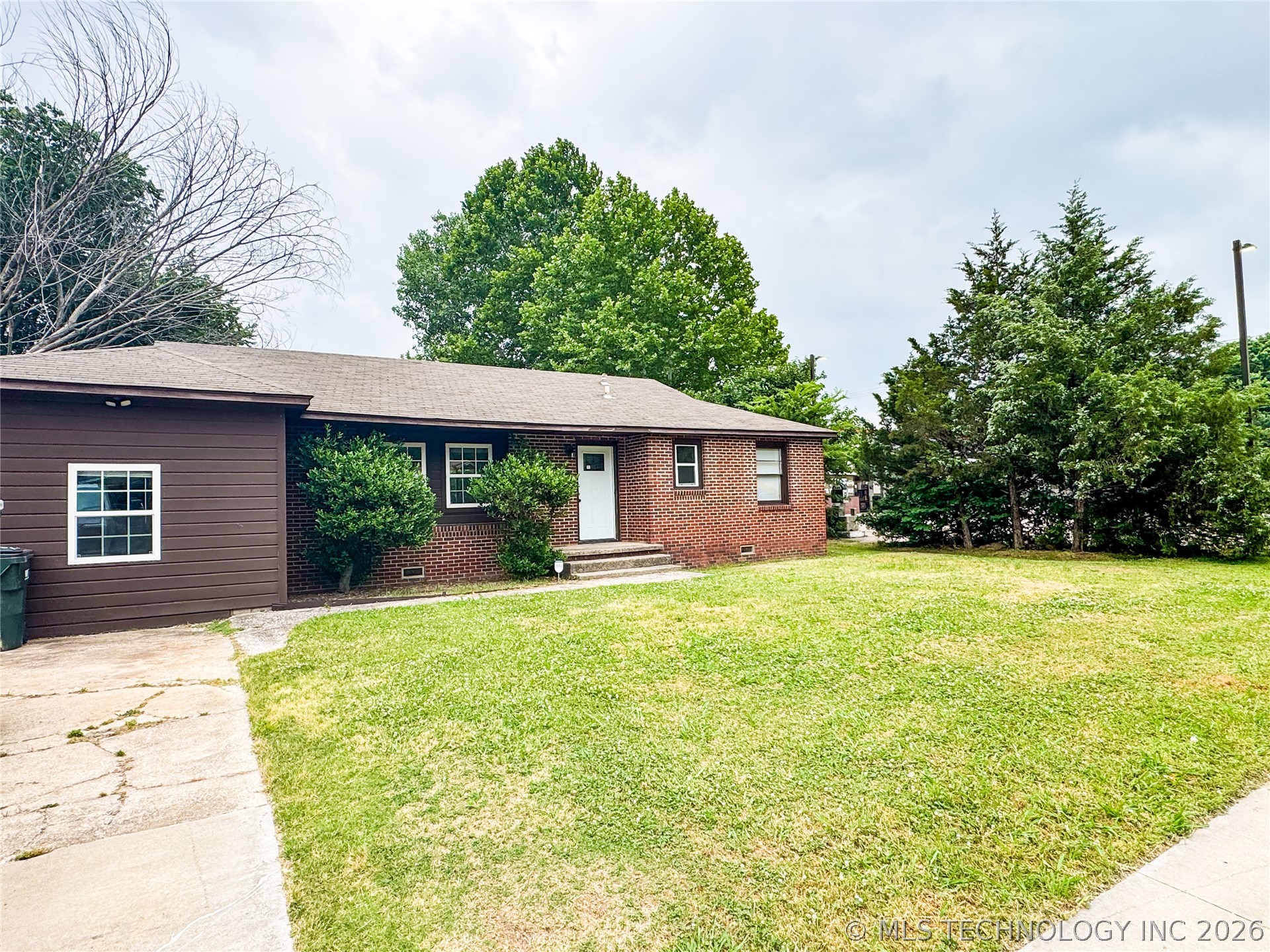 817 S Hickory Street Sapulpa OK 74066