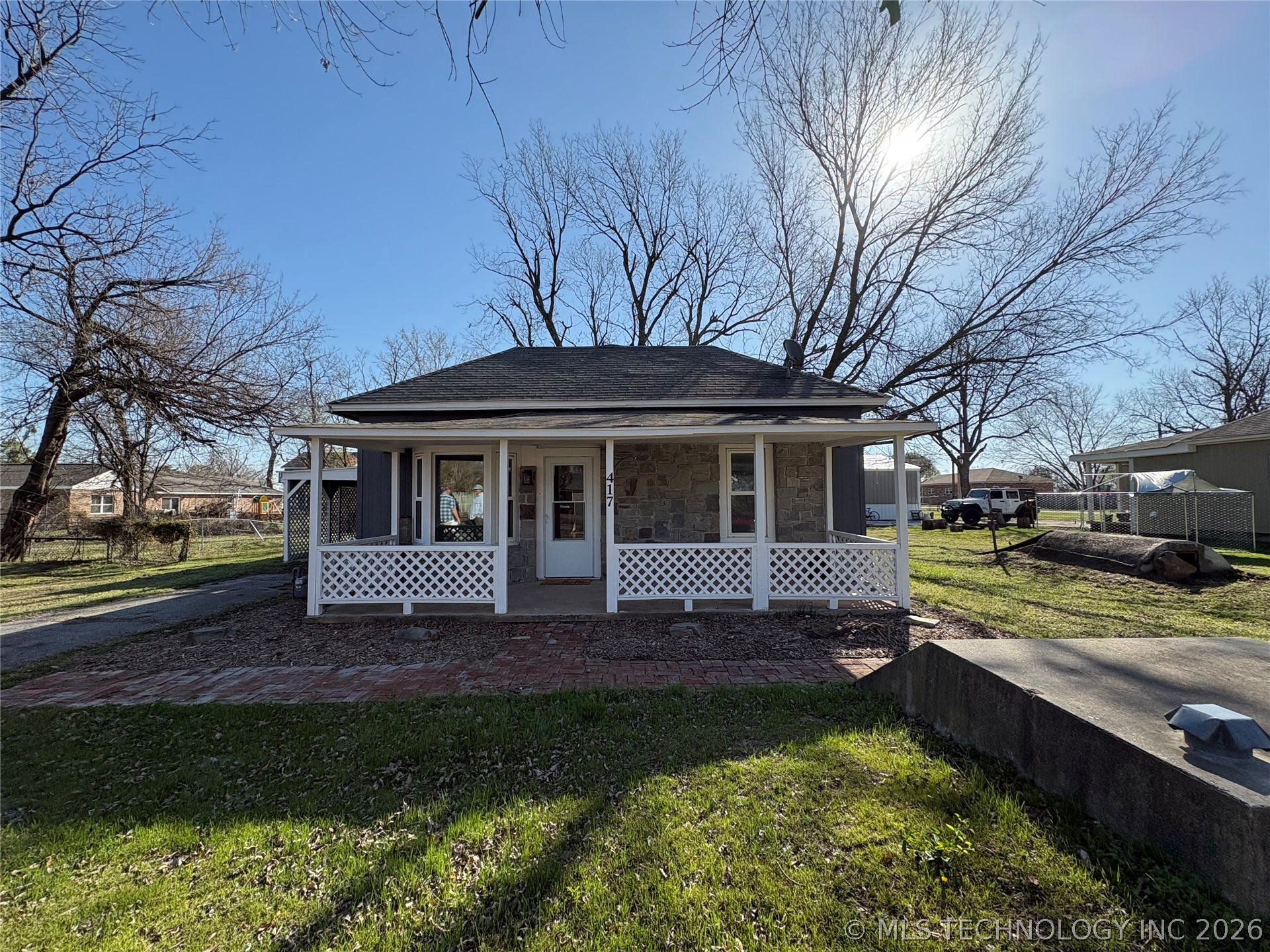 417 S 4th Street Morris OK 74445