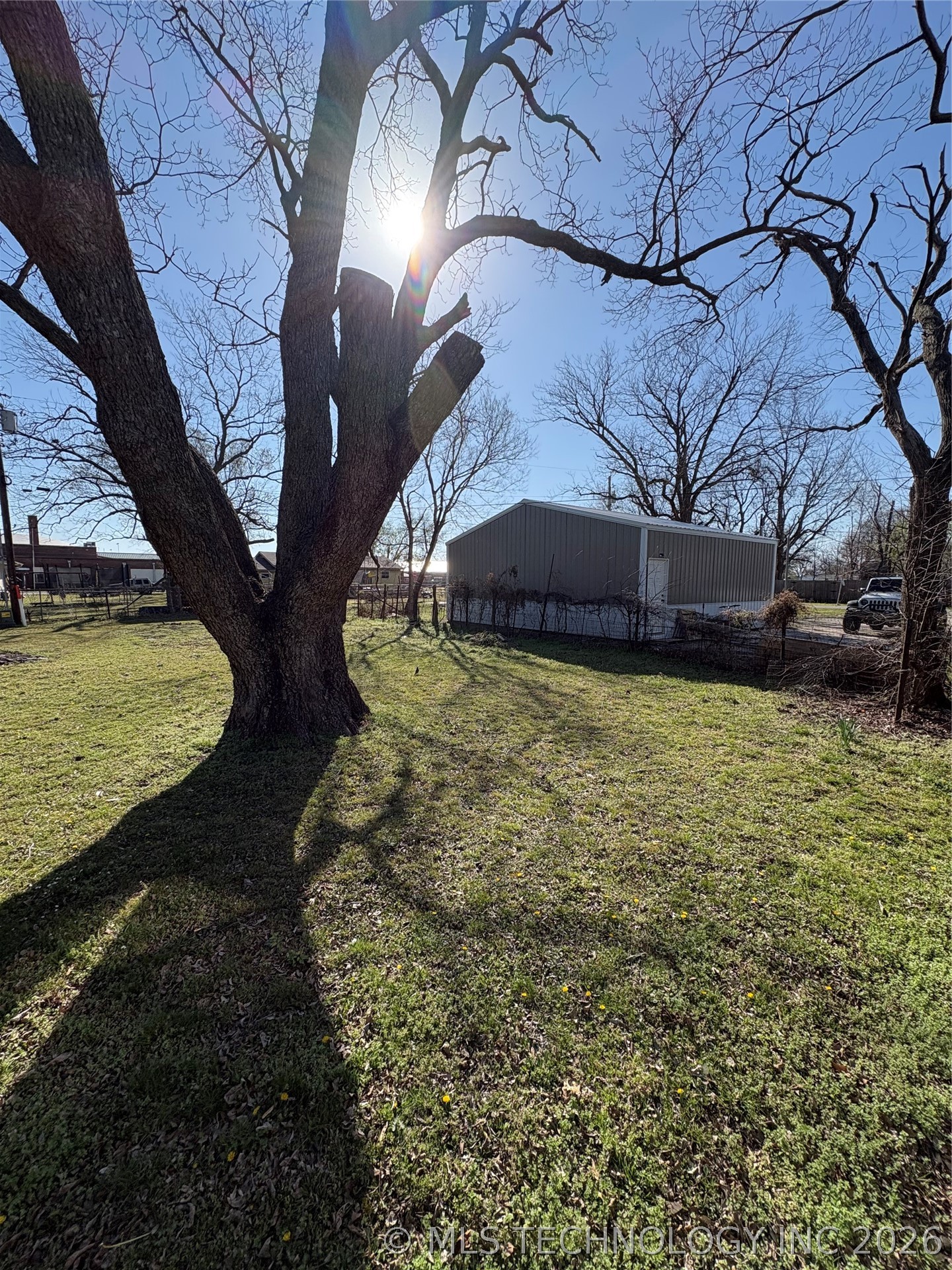 417 S 4th Street Morris OK 74445