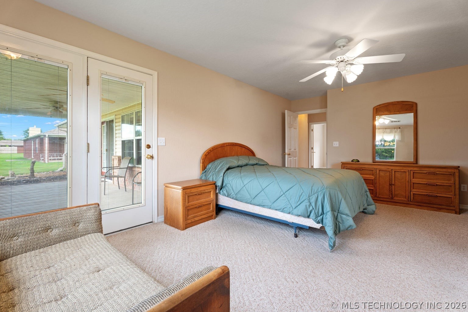 707 E 10th Street Grove OK 74344