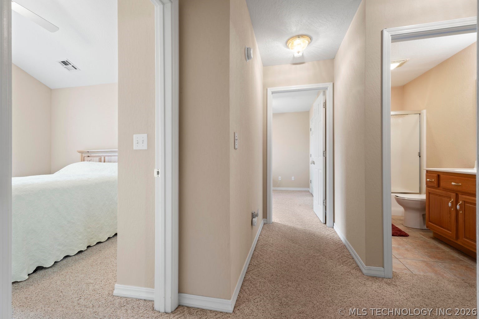 707 E 10th Street Grove OK 74344
