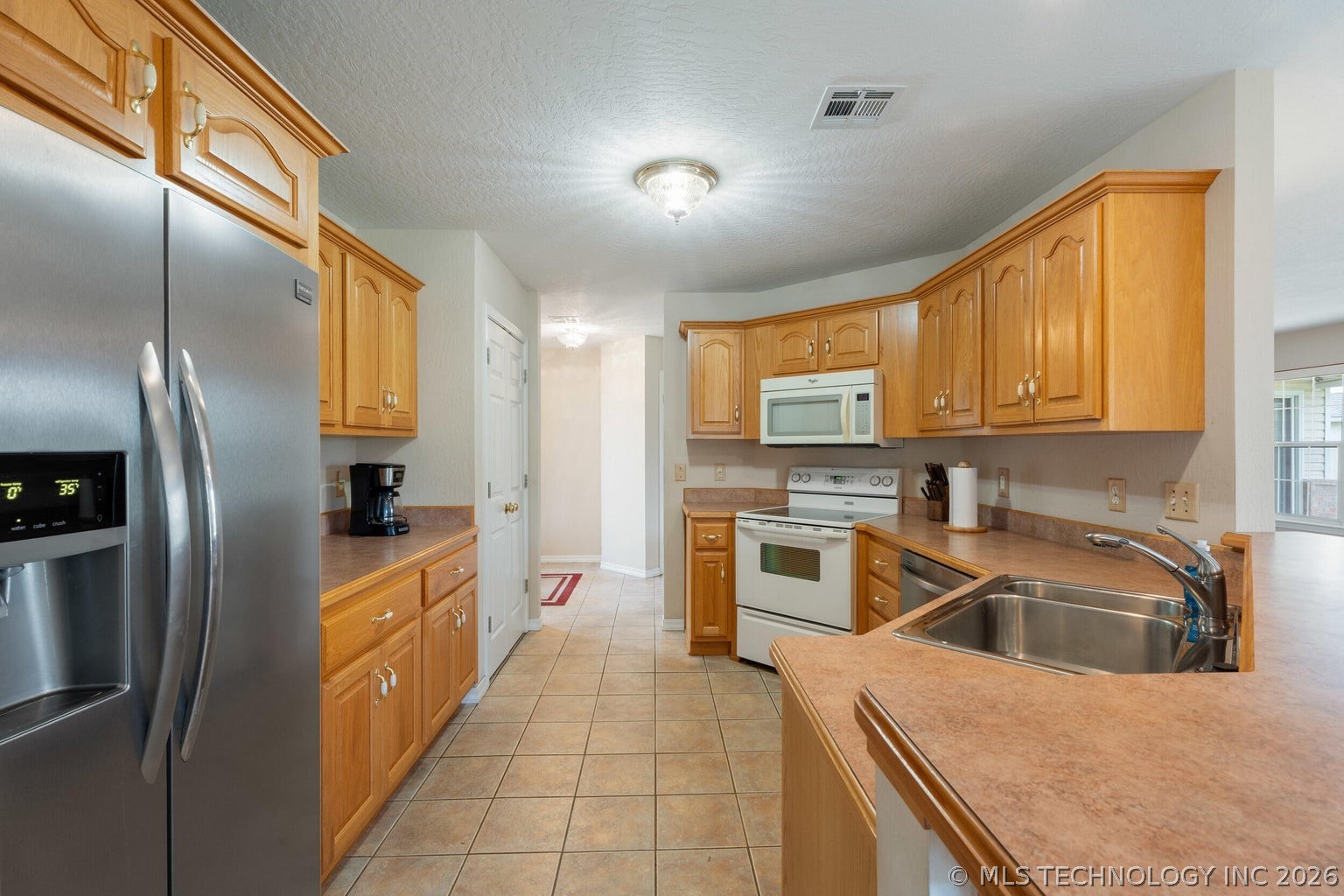 707 E 10th Street Grove OK 74344