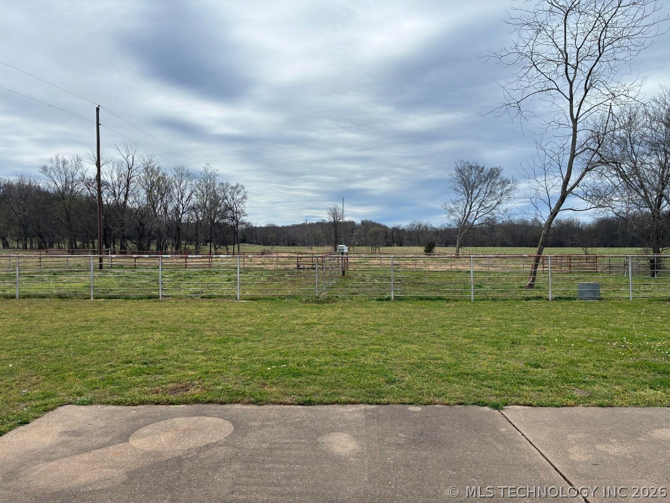 4313 County Road 4360 Eucha OK 74342