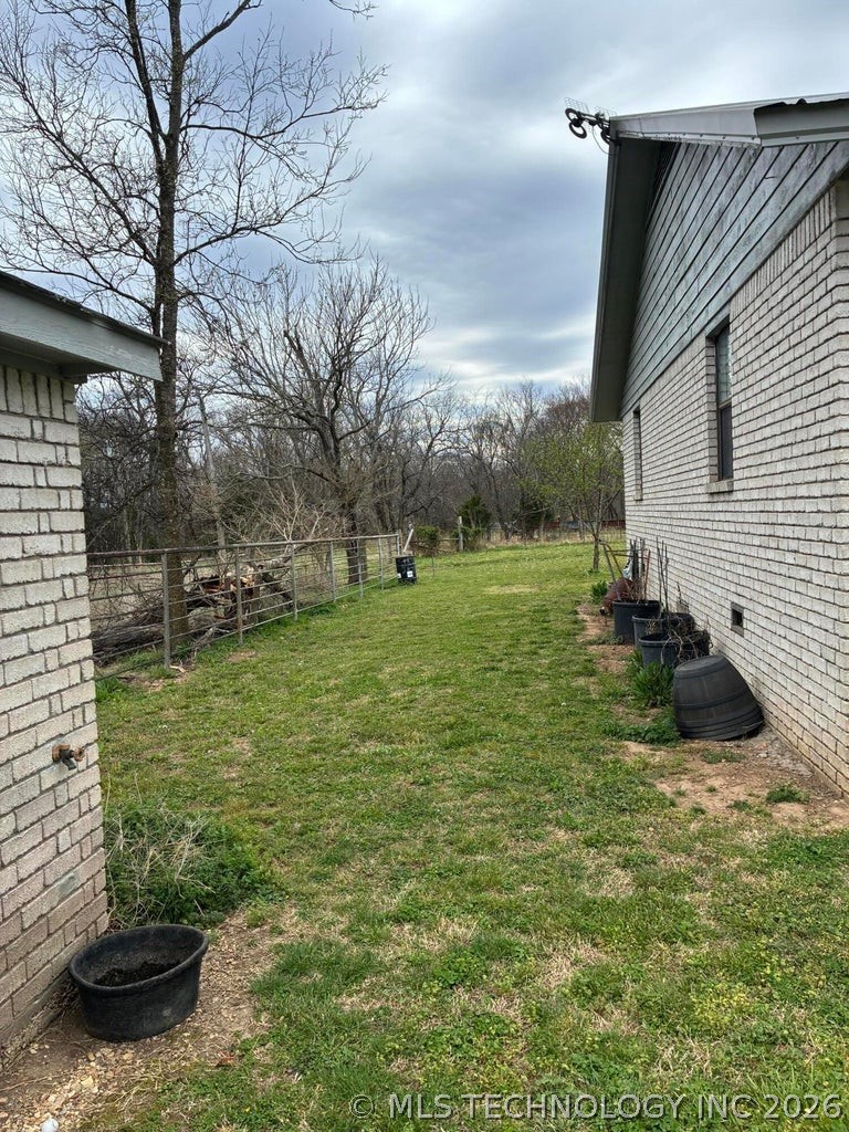 4313 County Road 4360 Eucha OK 74342