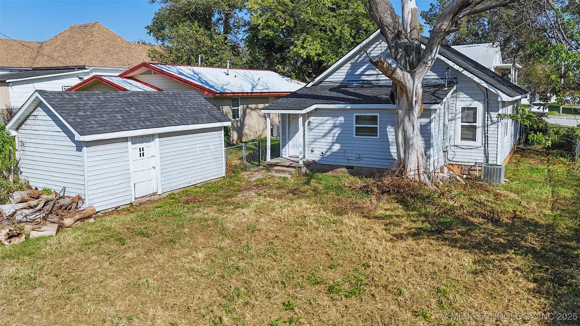 319 E 13th Street Ada OK 74820