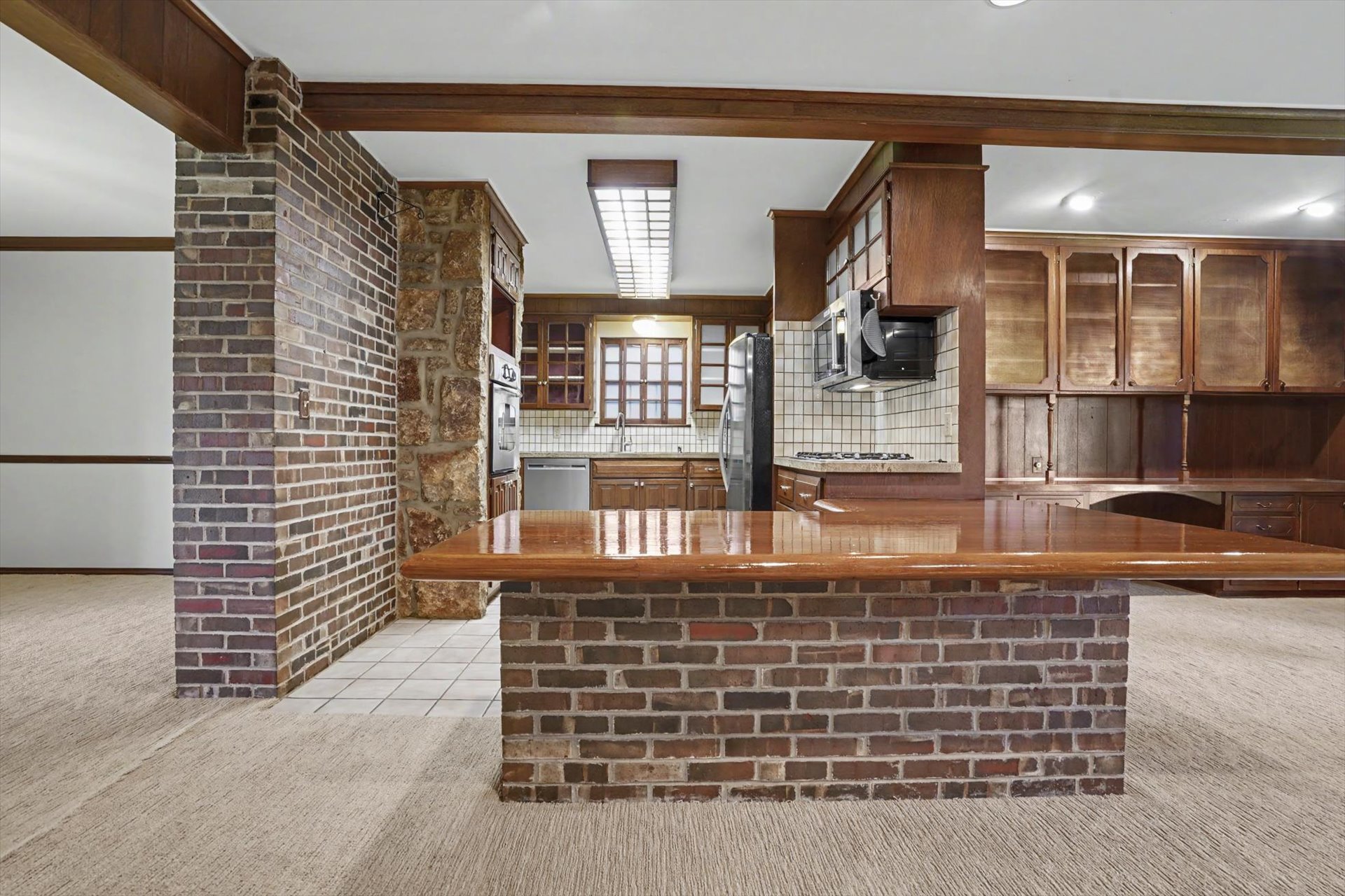 1713 E 60th Street Tulsa OK 74105