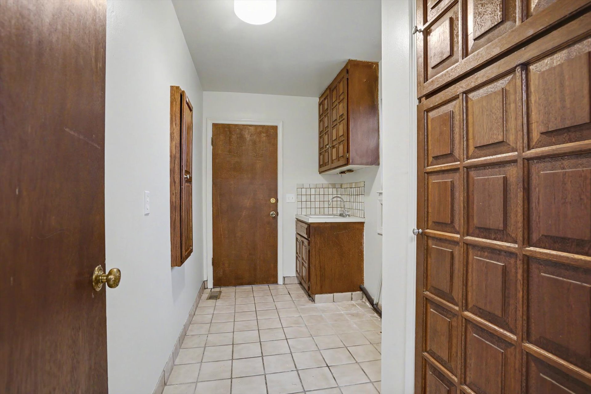1713 E 60th Street Tulsa OK 74105