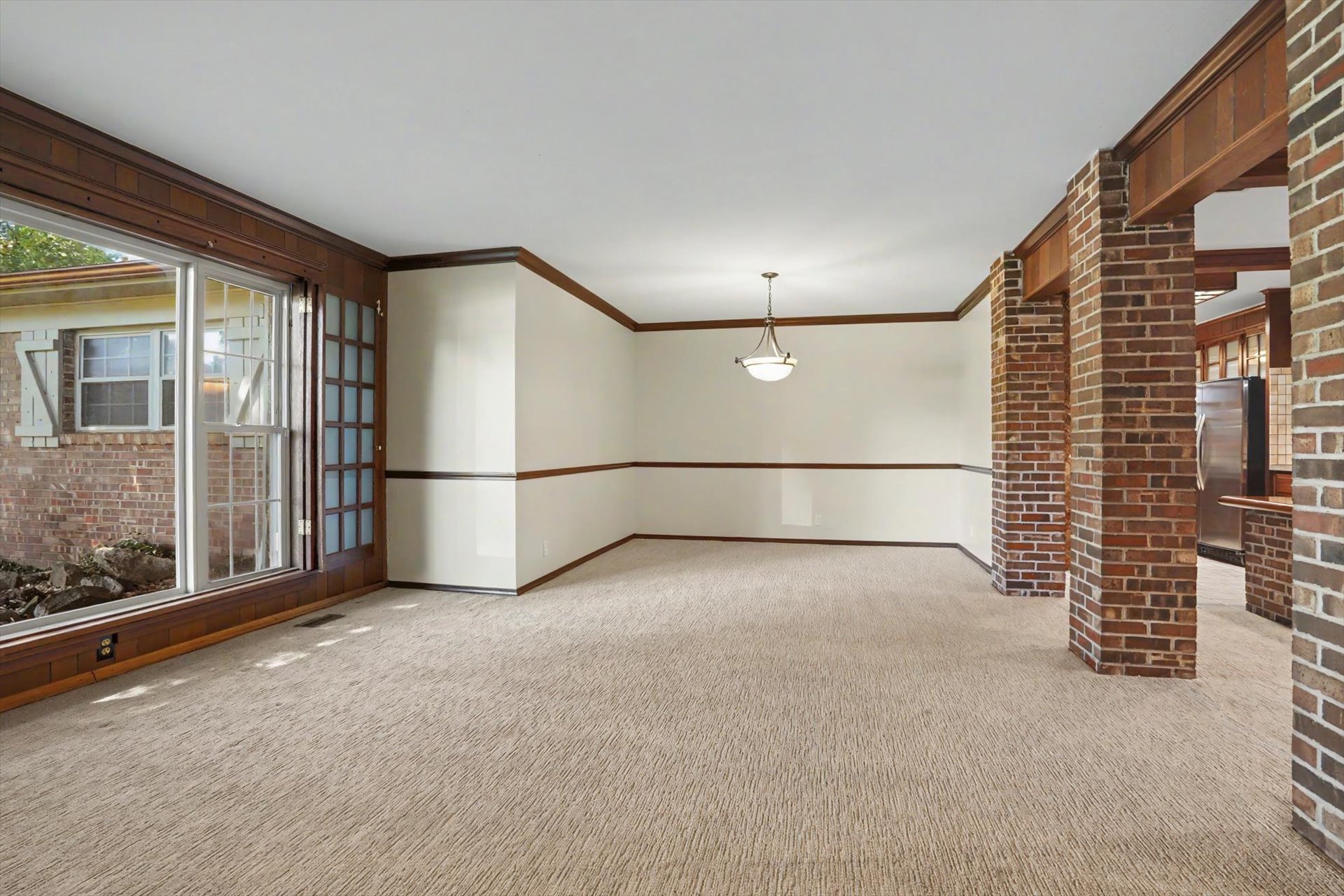 1713 E 60th Street Tulsa OK 74105