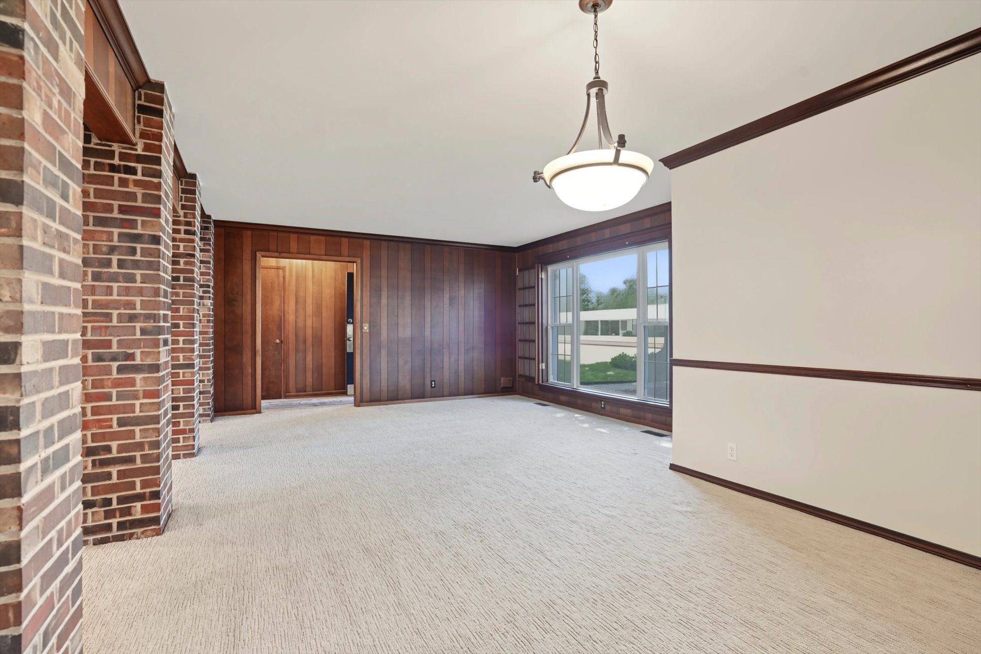 1713 E 60th Street Tulsa OK 74105