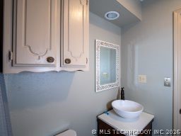 2201 June Hill Road Kingston OK 73439