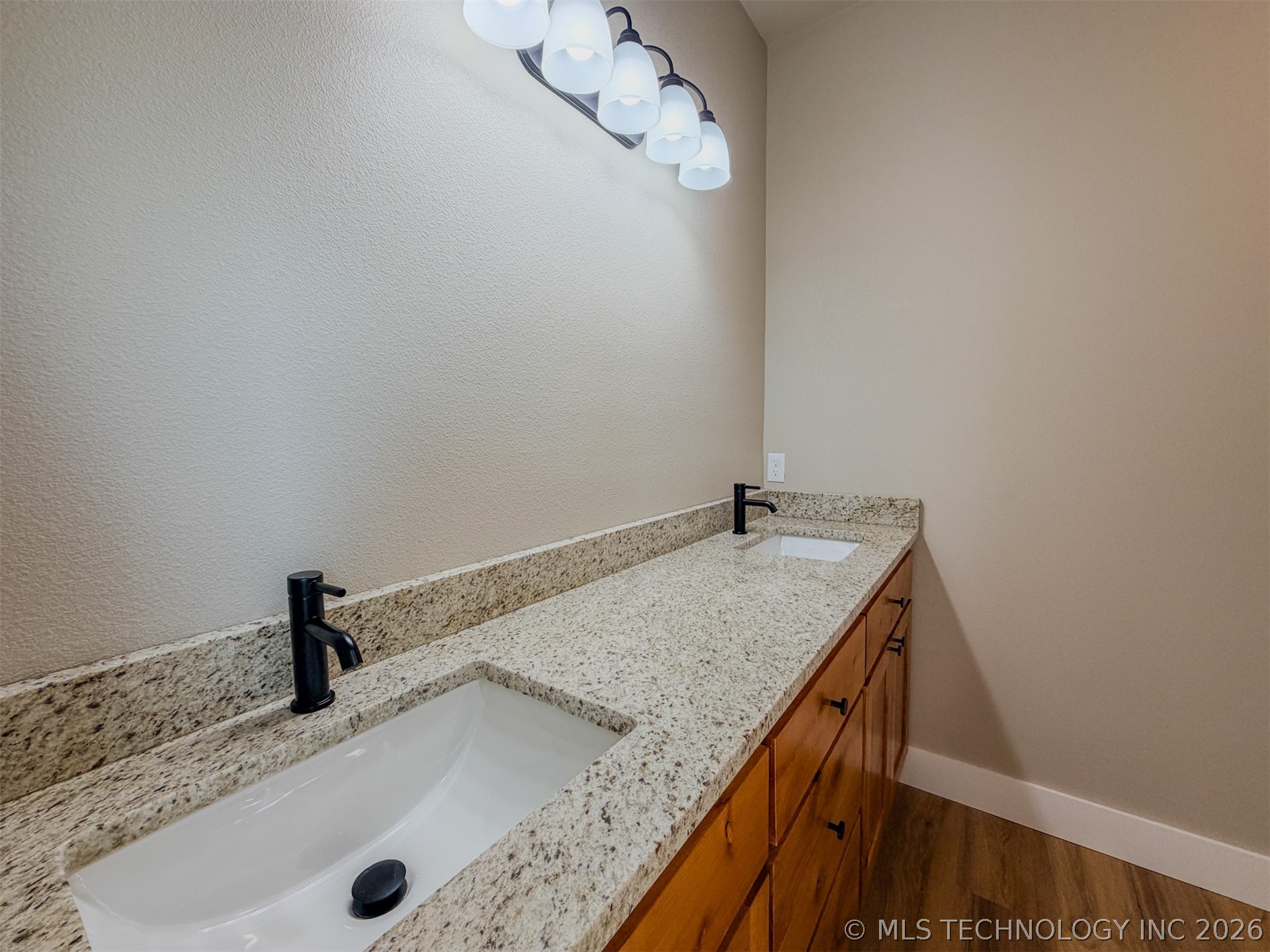 18020 S Vaughn Road Hulbert OK 74441