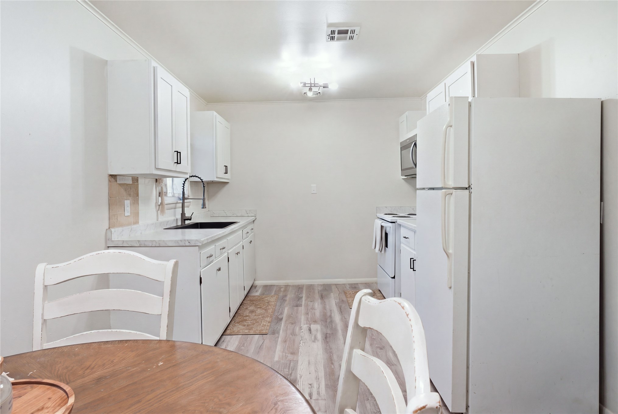 321 Mockingbird Sallisaw OK 74955