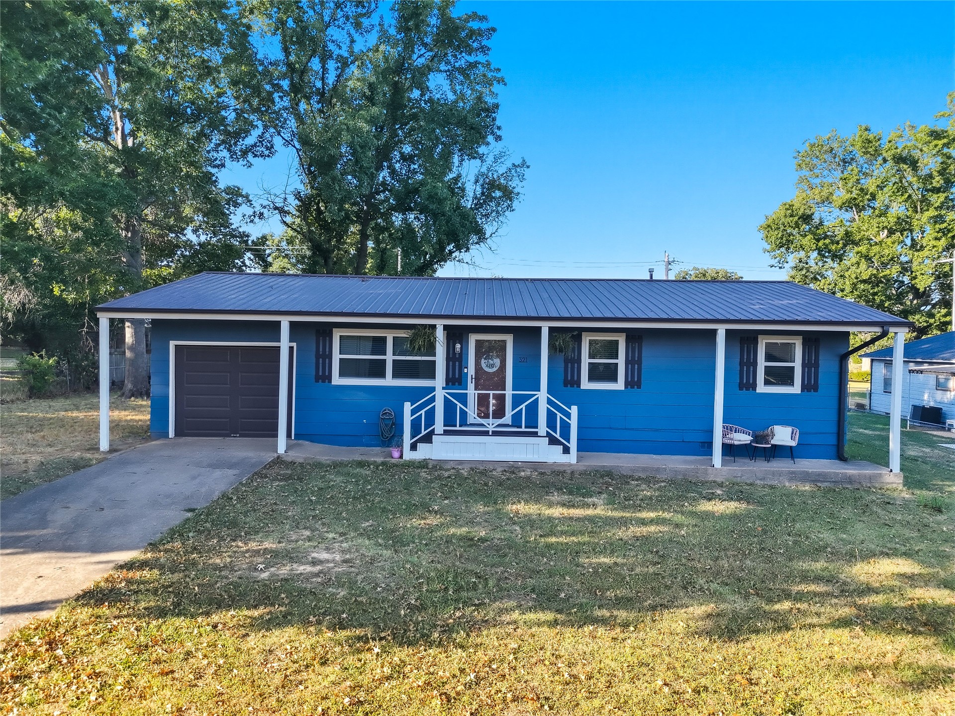 321 Mockingbird Sallisaw OK 74955