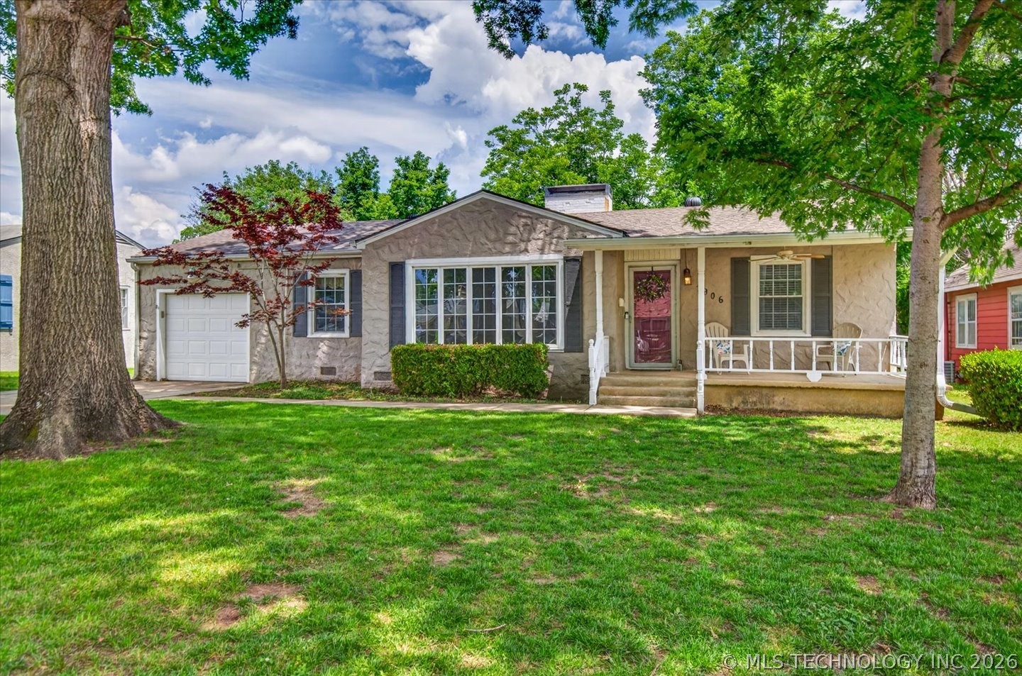 1906 S Dewey Avenue Bartlesville OK 74003