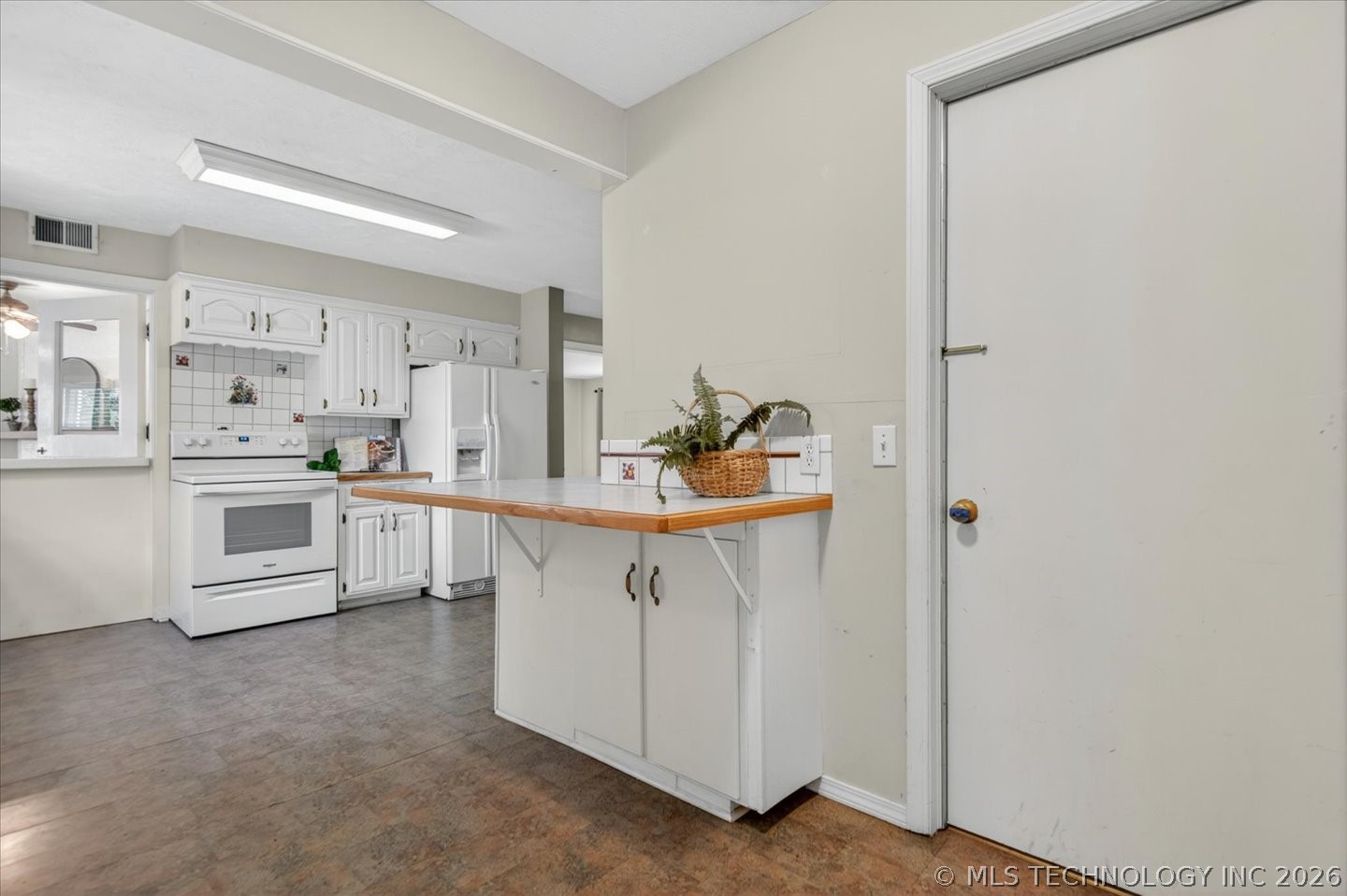 1906 S Dewey Avenue Bartlesville OK 74003
