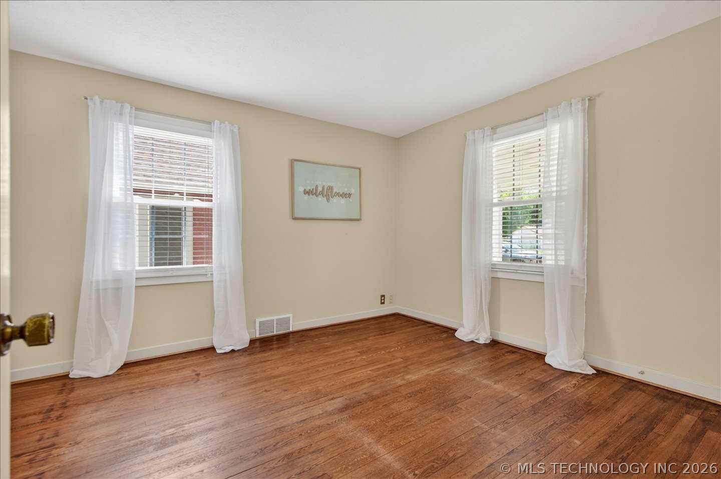 1906 S Dewey Avenue Bartlesville OK 74003