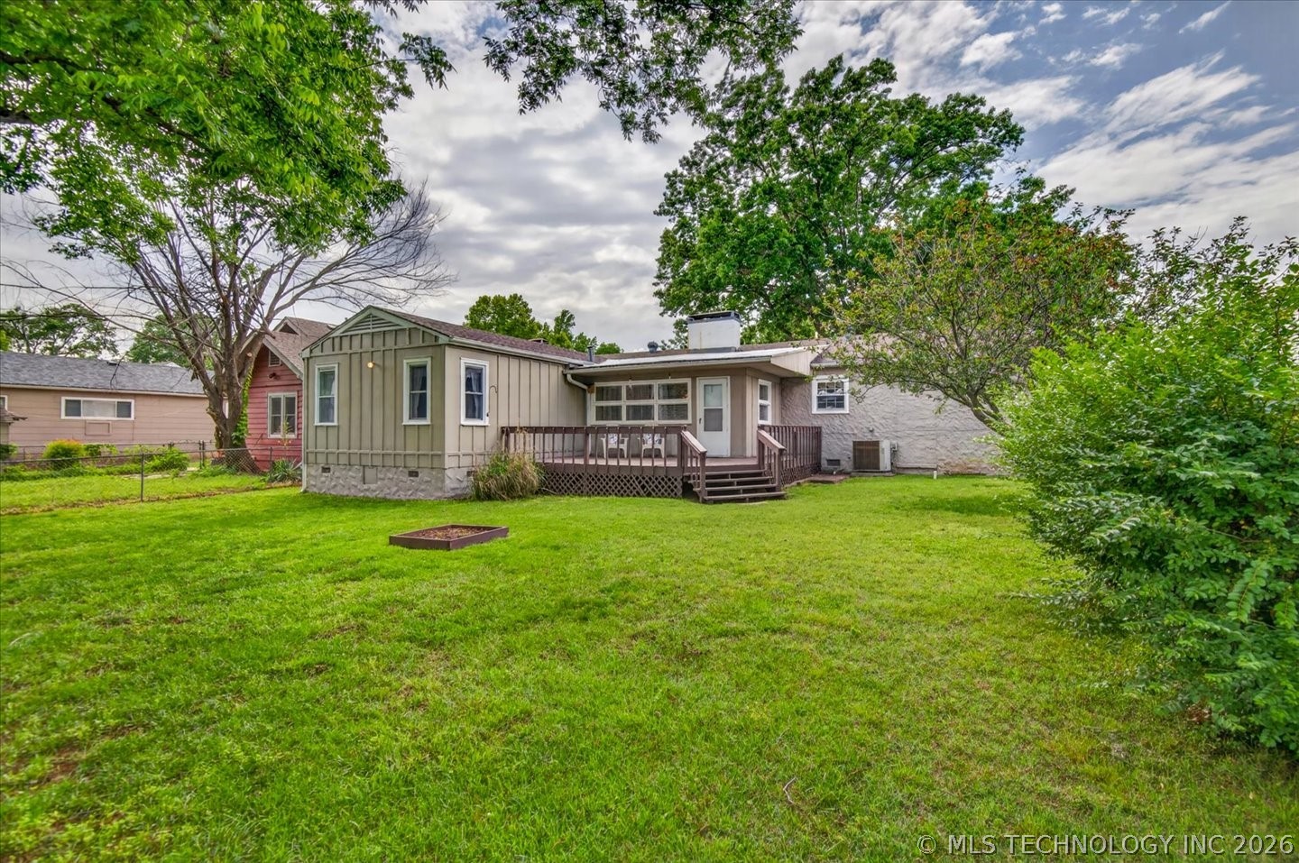 1906 S Dewey Avenue Bartlesville OK 74003