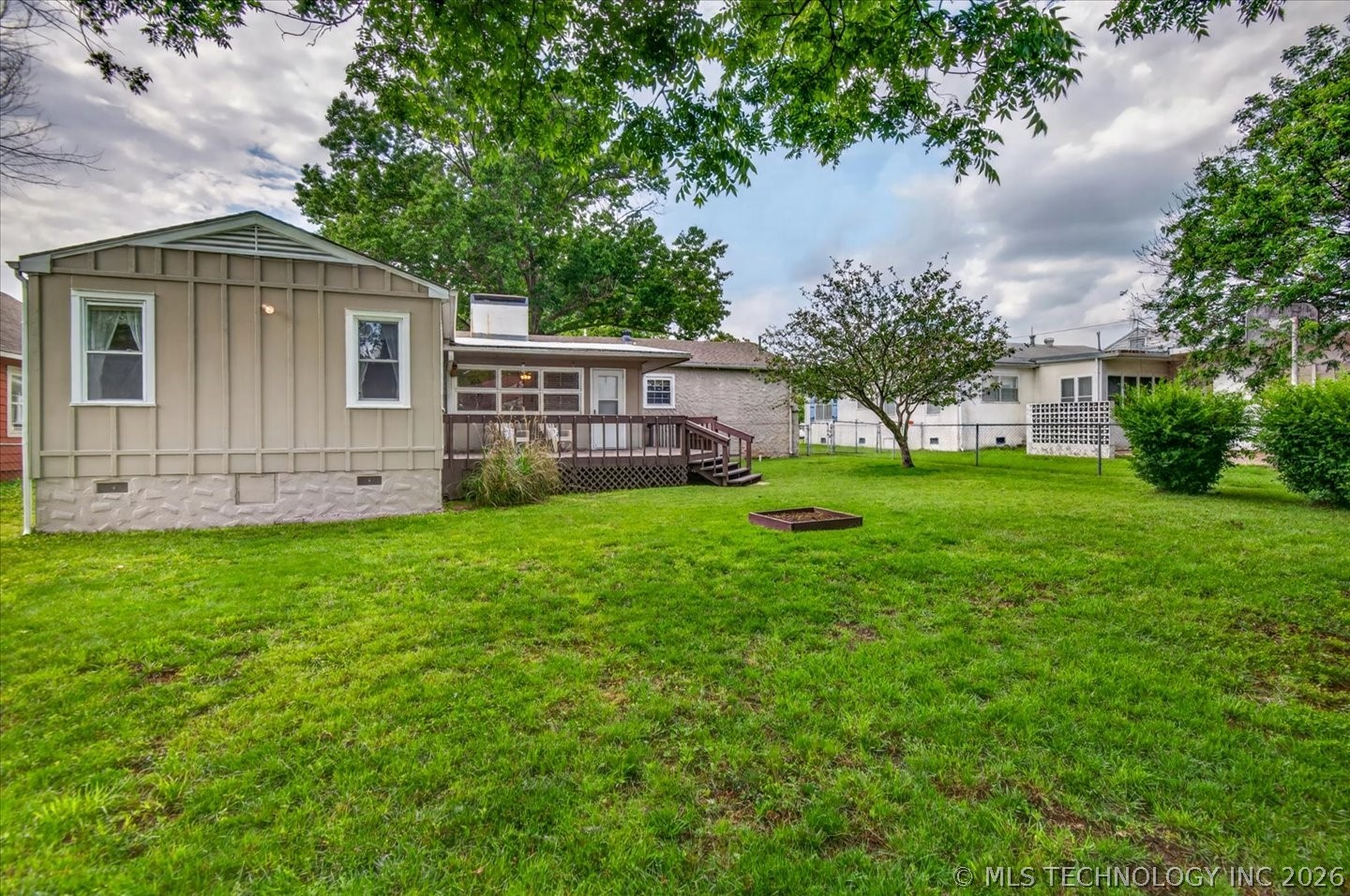 1906 S Dewey Avenue Bartlesville OK 74003