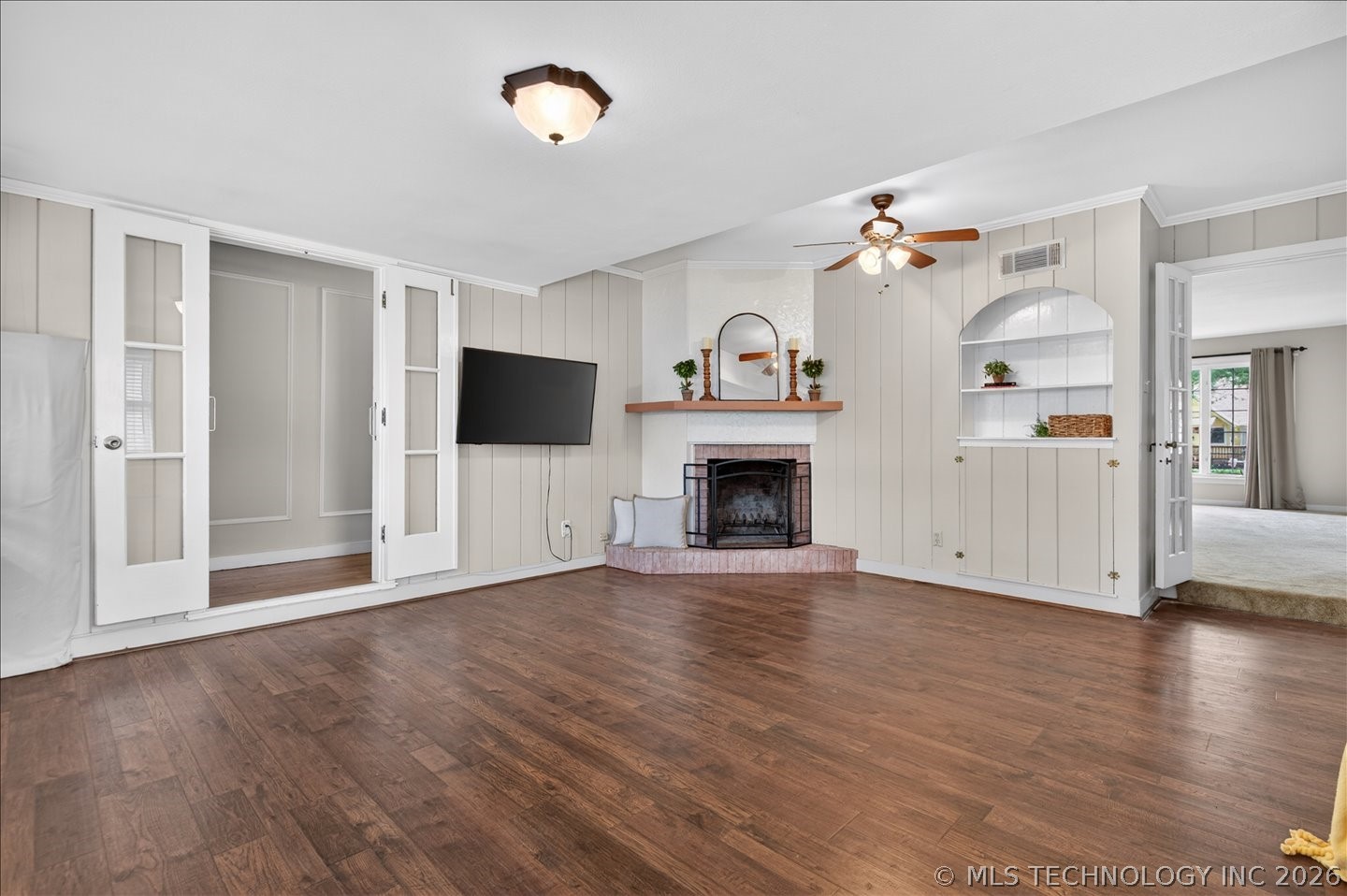1906 S Dewey Avenue Bartlesville OK 74003