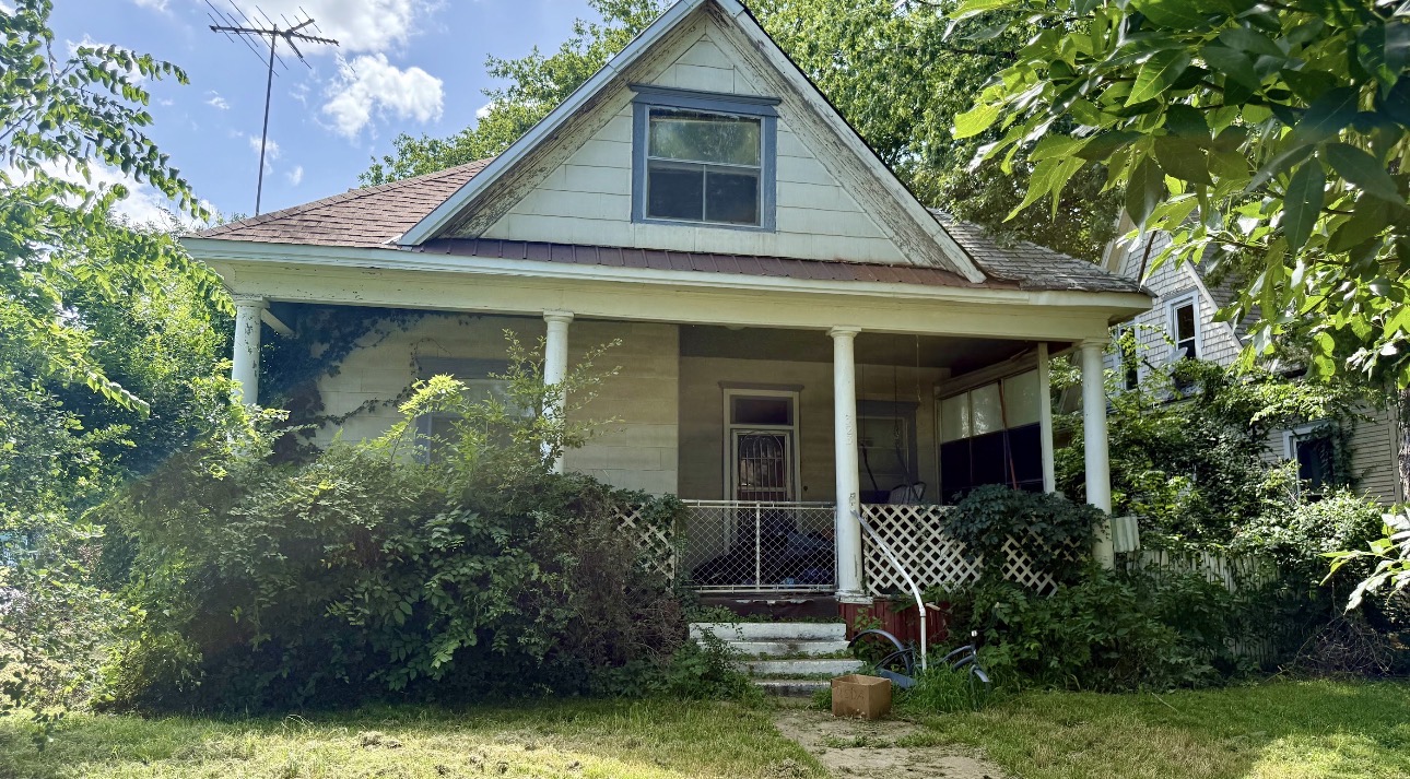 323 S Quapaw Avenue Bartlesville OK 74003