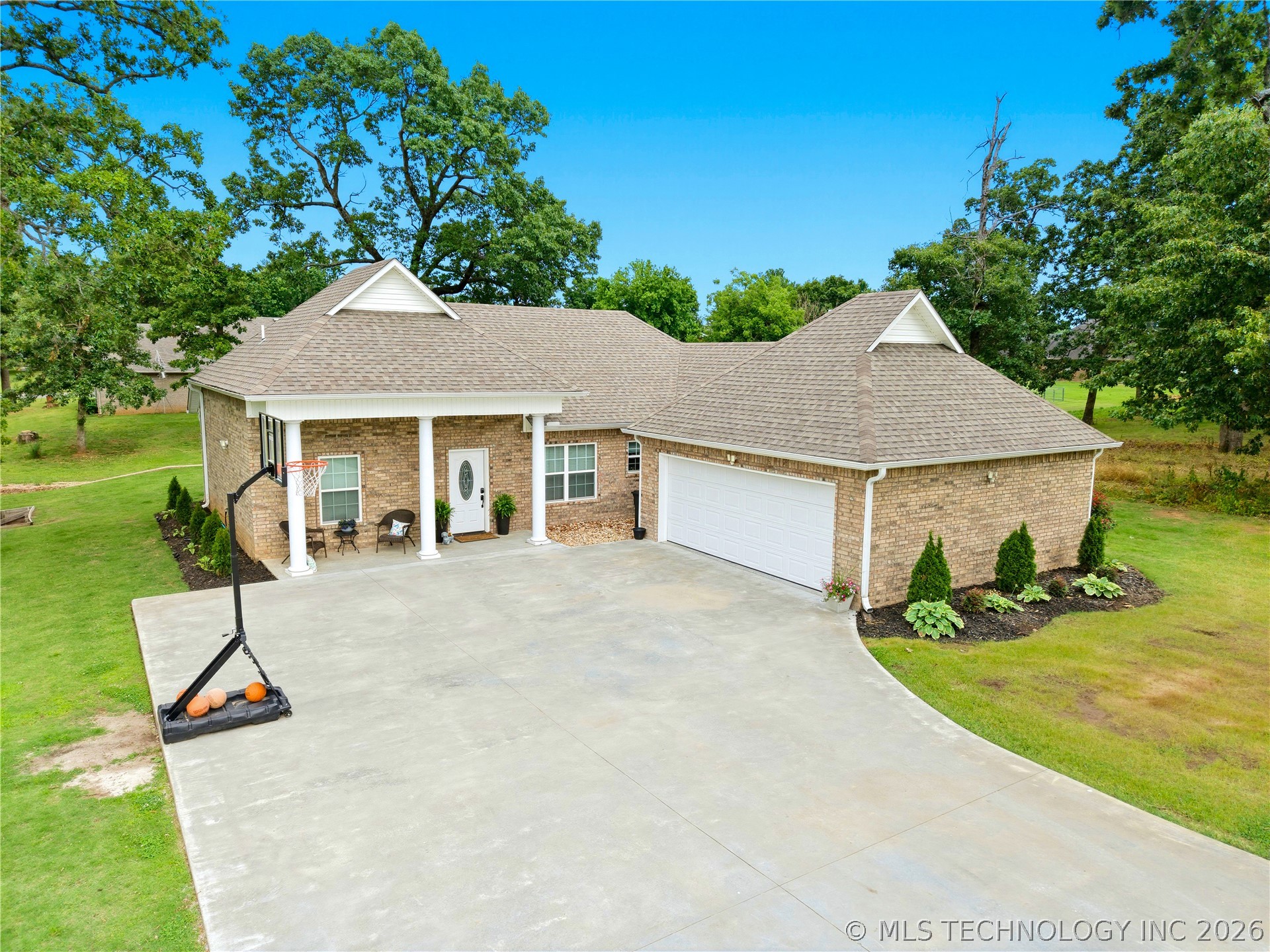 1111 Ridge Drive Stilwell OK 74960