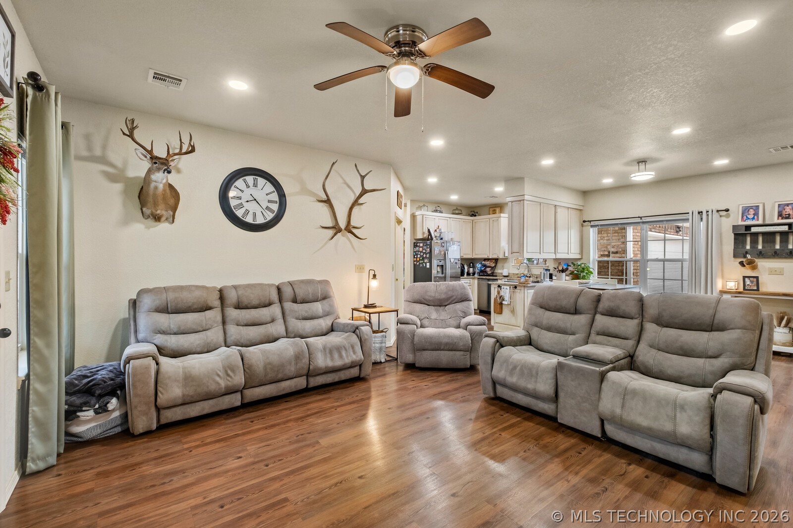 1111 Ridge Drive Stilwell OK 74960
