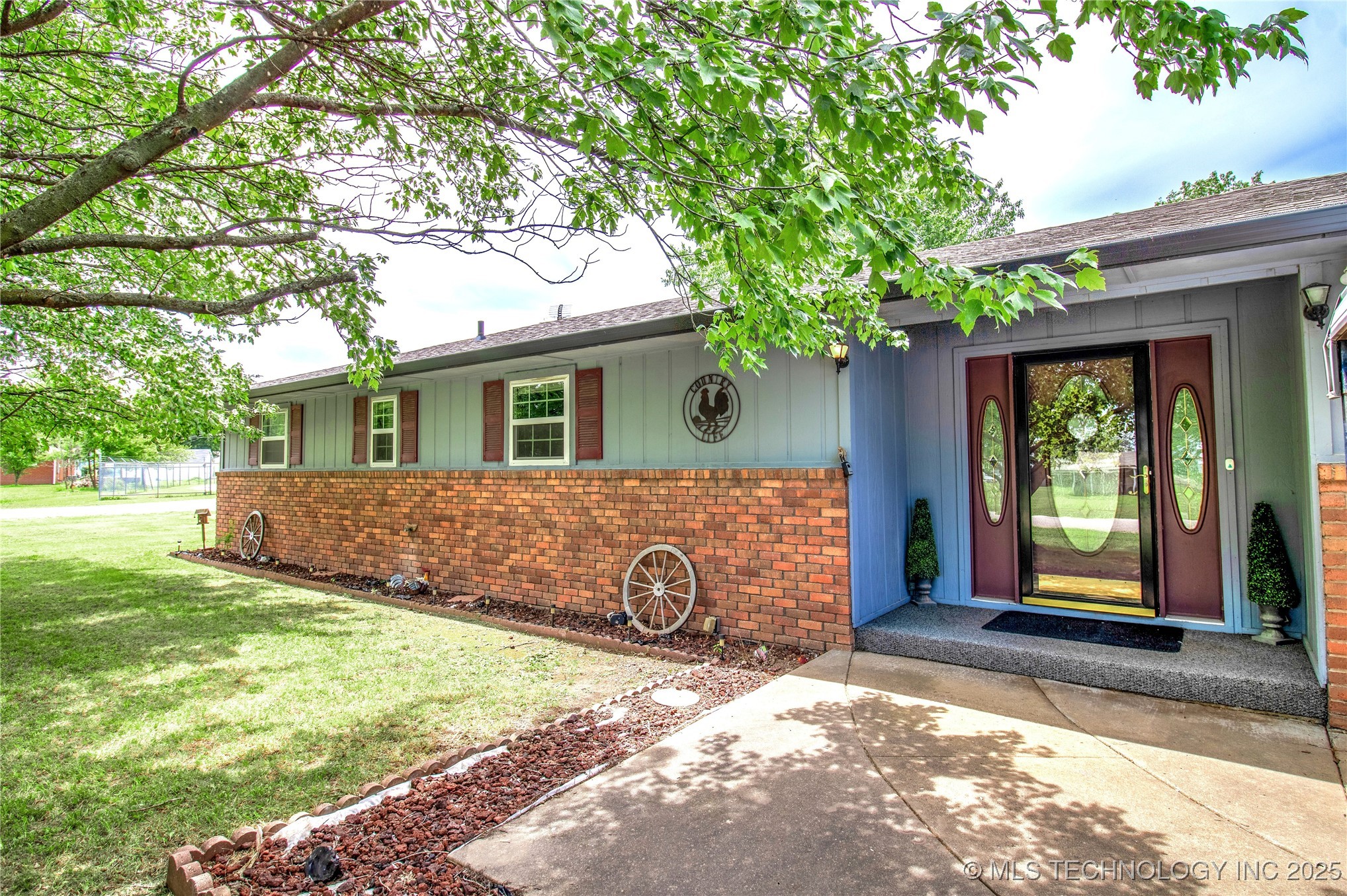 403 Mulberry Avenue Afton OK 74331