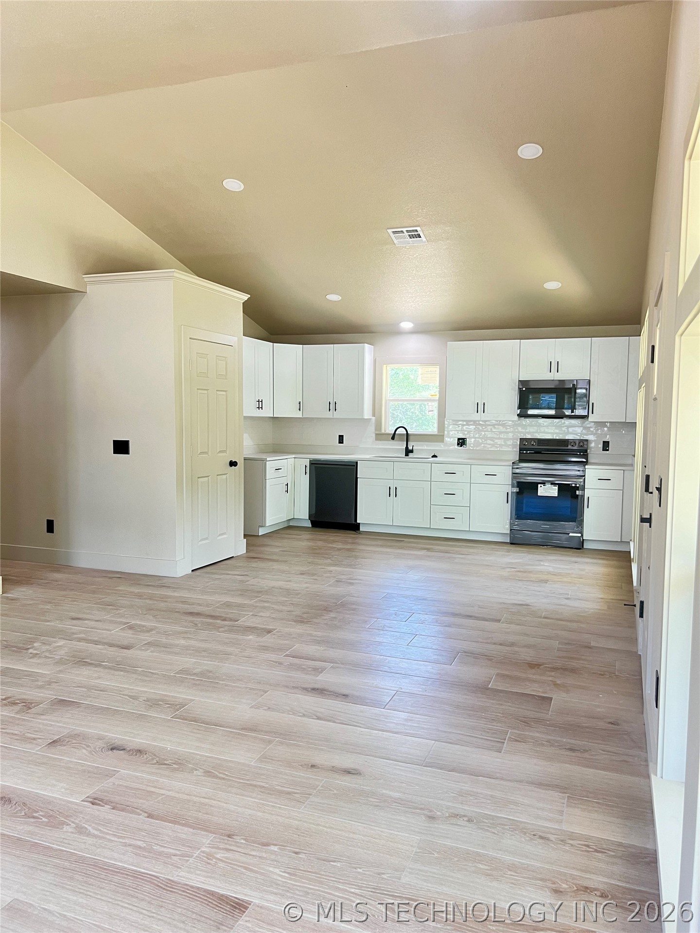 215 N California Atoka OK 74525