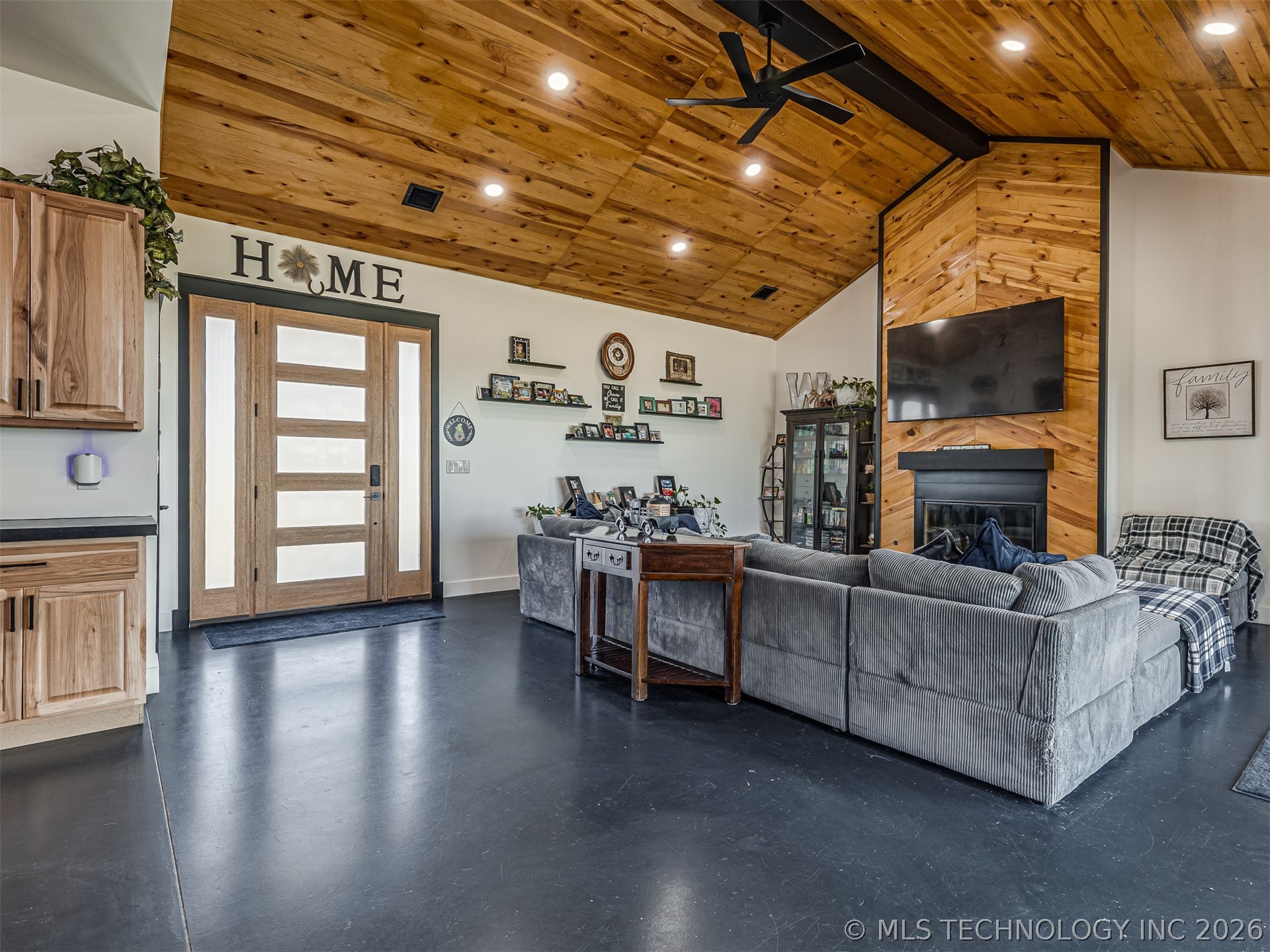 16810 E 520 Road Claremore OK 74019