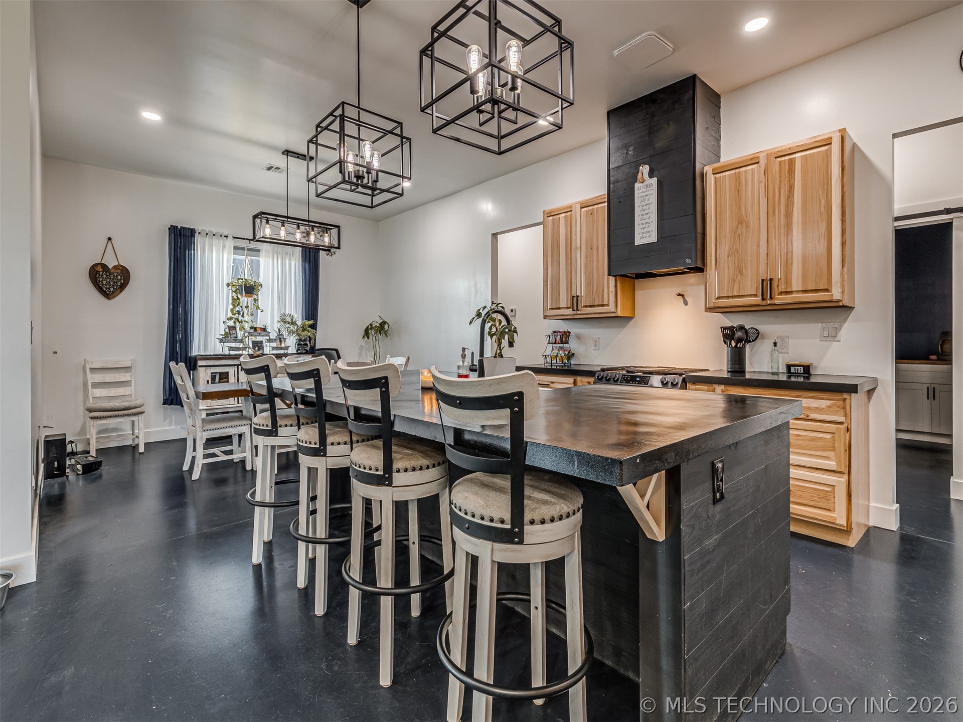 16810 E 520 Road Claremore OK 74019