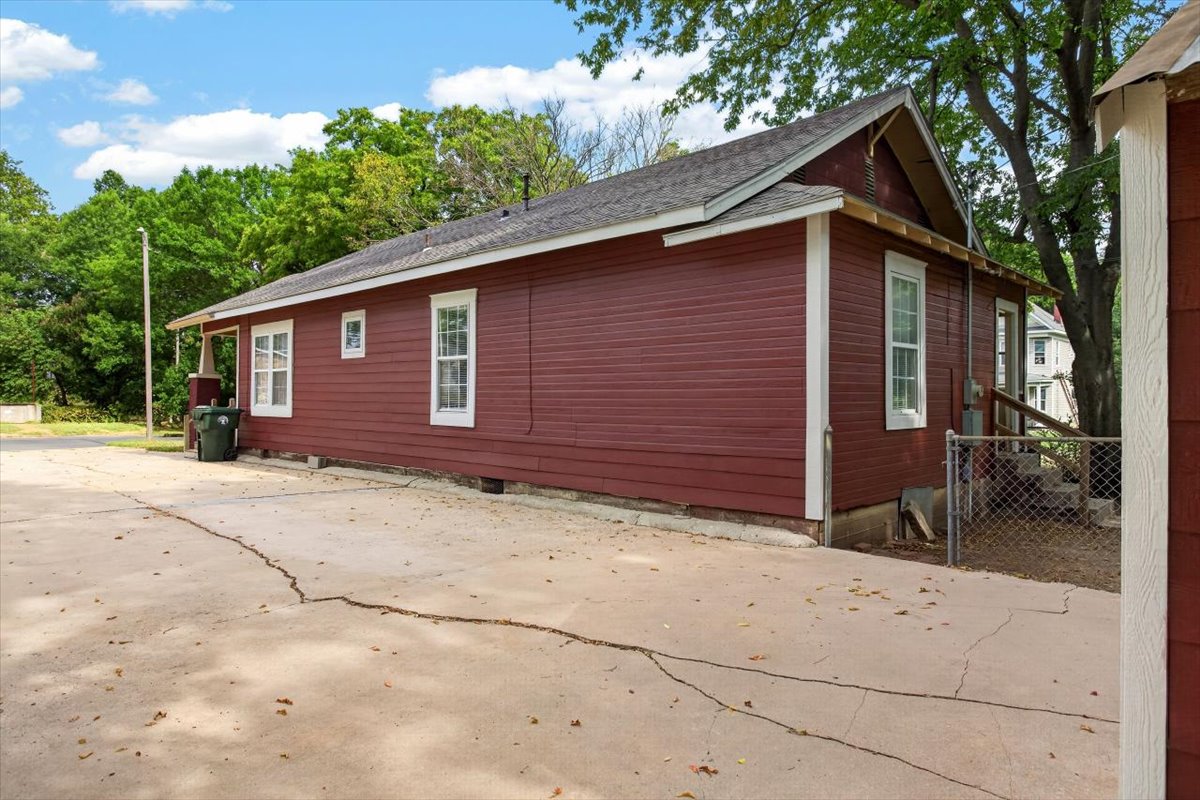 226 N G Street Muskogee OK 74403