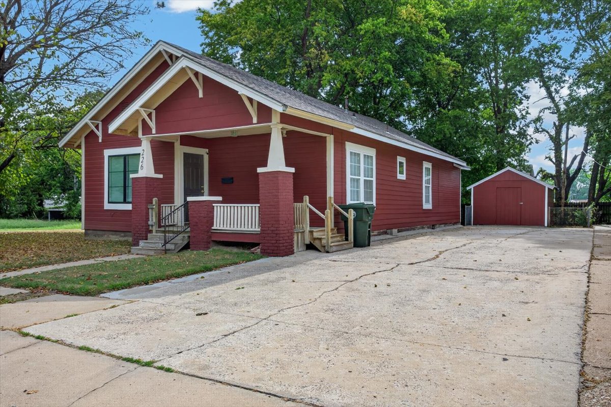 226 N G Street Muskogee OK 74403