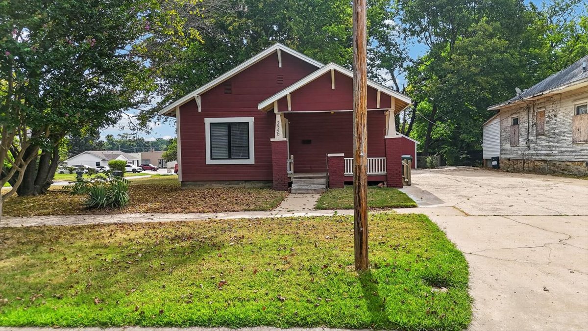 226 N G Street Muskogee OK 74403