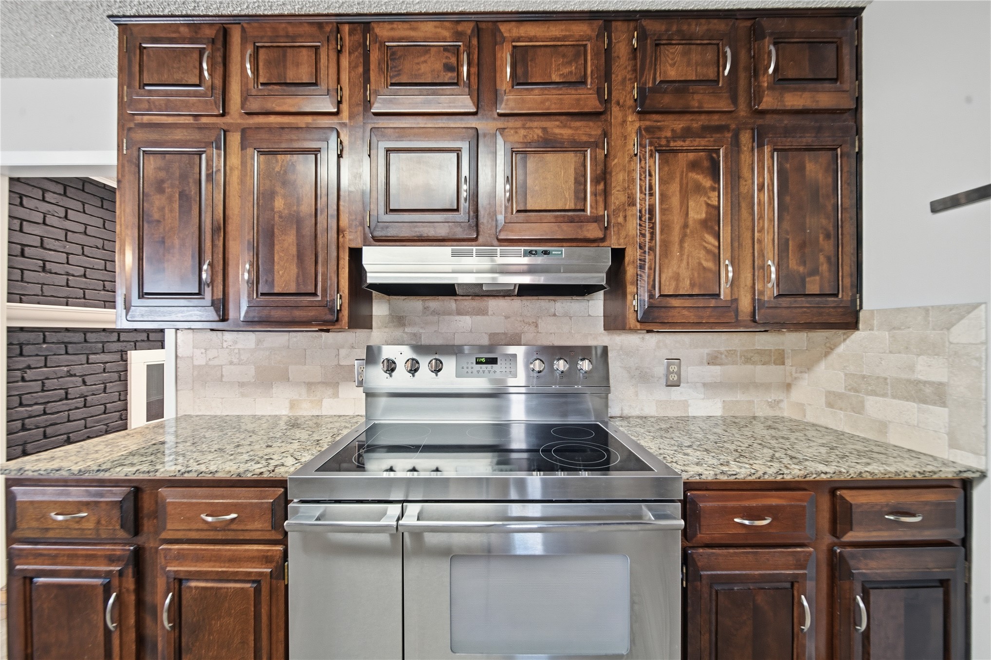 5811 E 61st Place Tulsa OK 74136