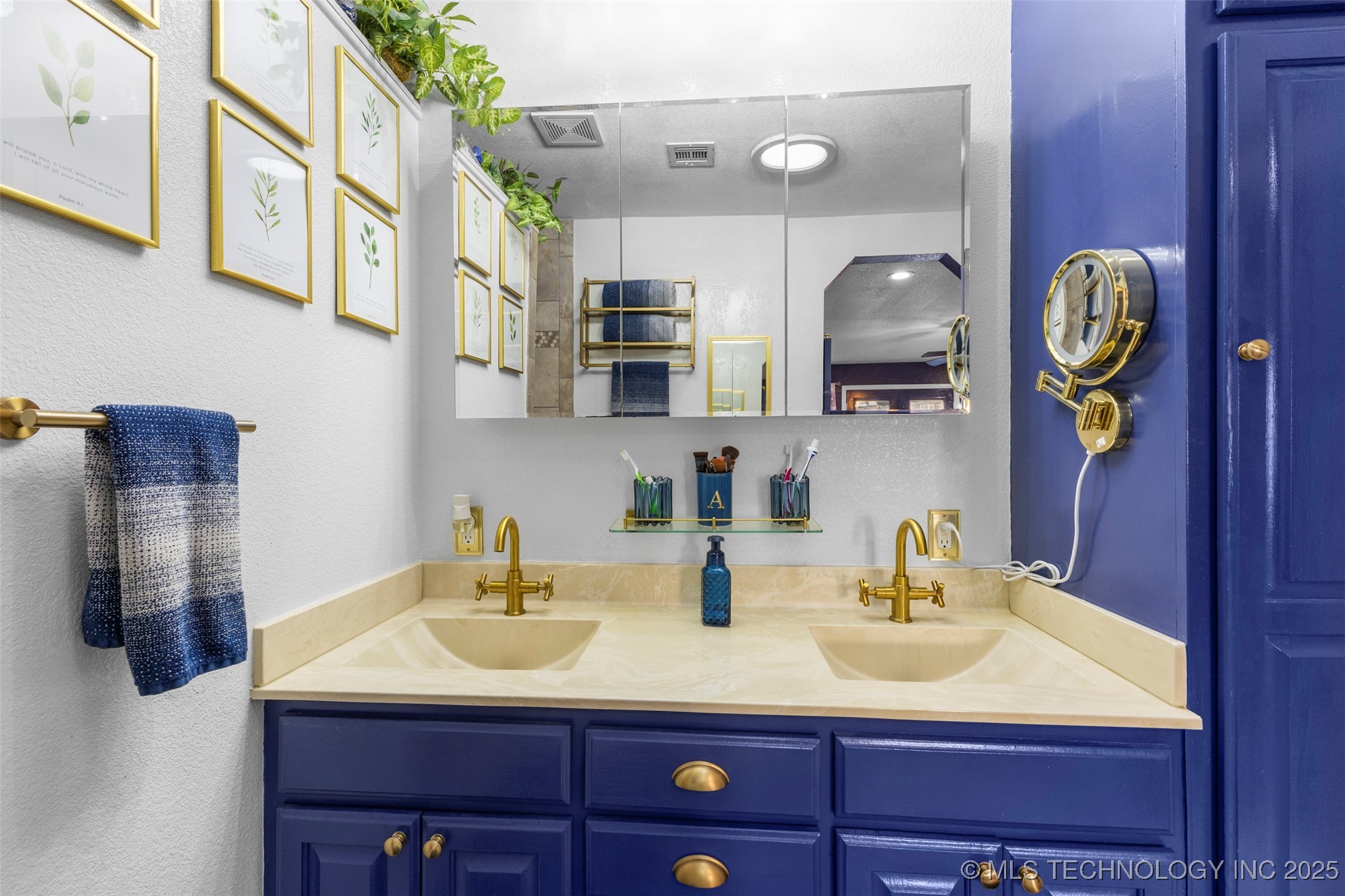 722 E 18th Street Ada OK 74820