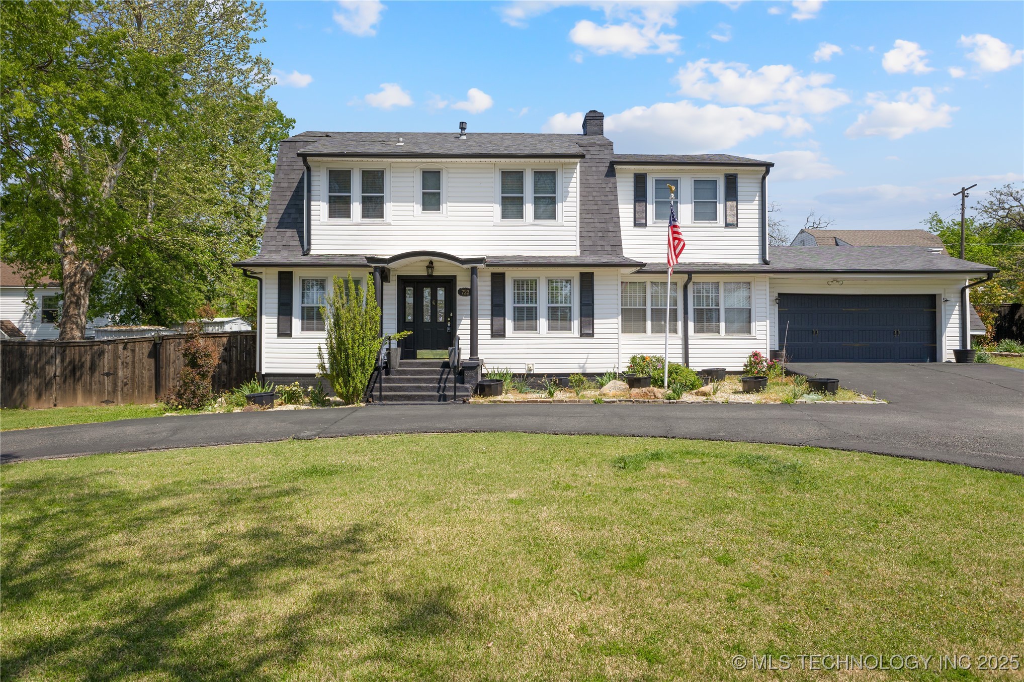 722 E 18th Street Ada OK 74820