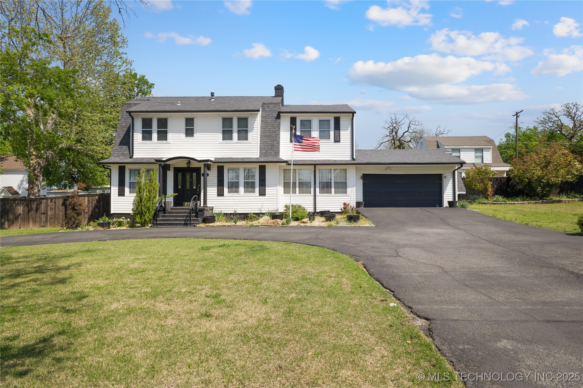 722 E 18th Street Ada OK 74820