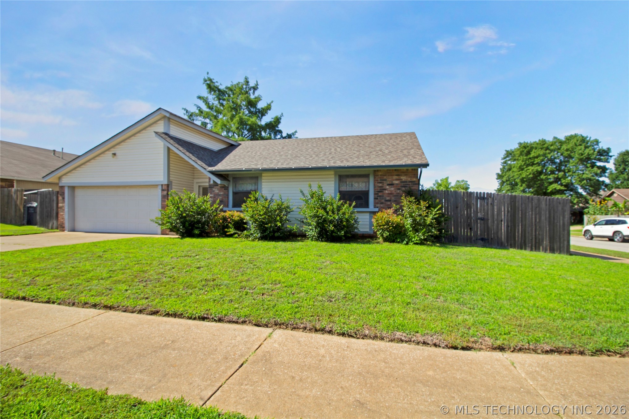 1079 E 137th Street Glenpool OK 74033