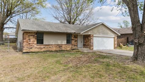 103 Cedar Street Mannford OK 74044