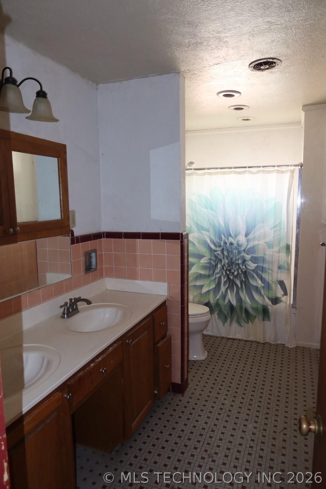 3606 Idaho Avenue Bartlesville OK 74006