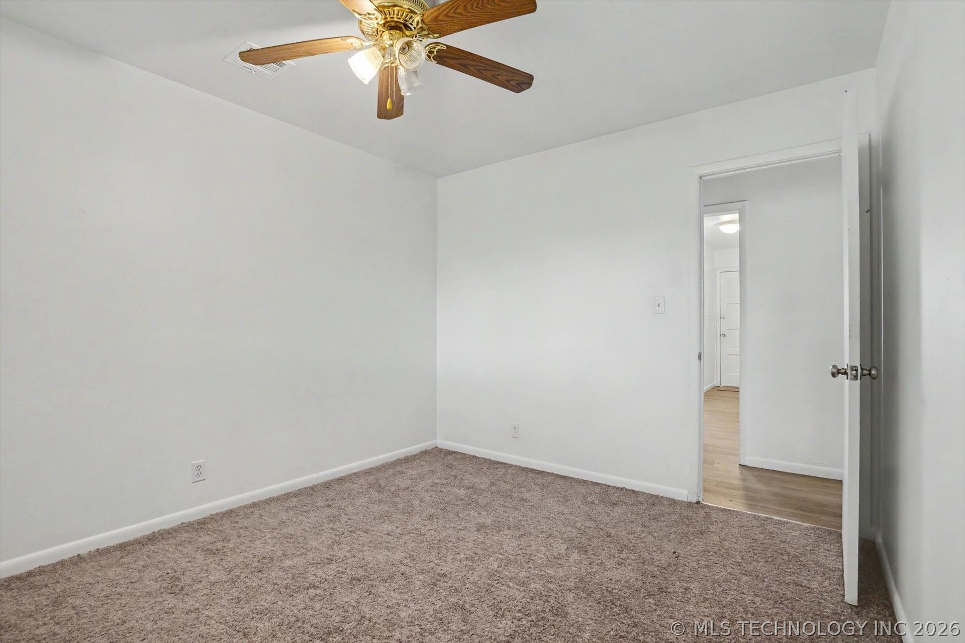 8512 E 24th Place Tulsa OK 74129
