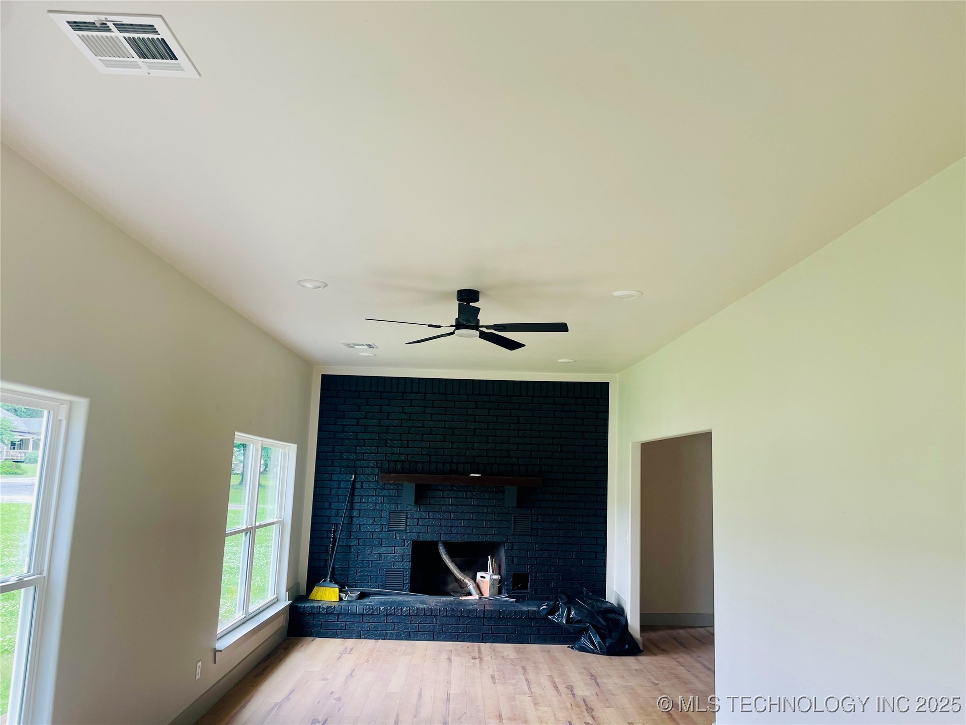 305 E Hickory Avenue Fort Gibson OK 74434